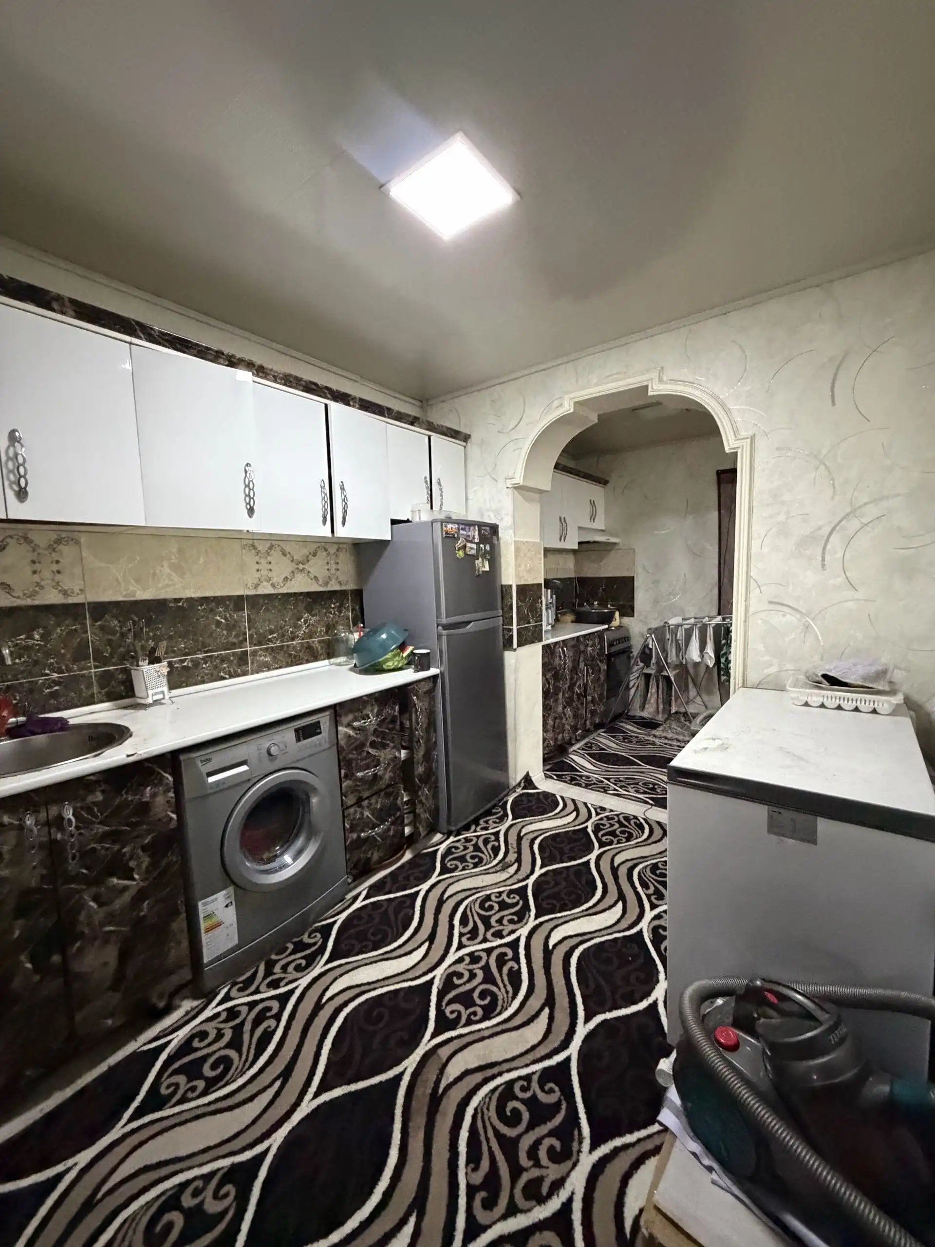 3-к квартира, 1 этаж, 62 м², Маяковский