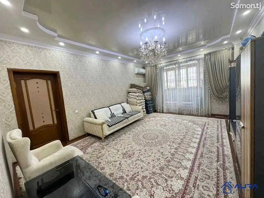 3-к квартира, 2 этаж, 77 м², Сино