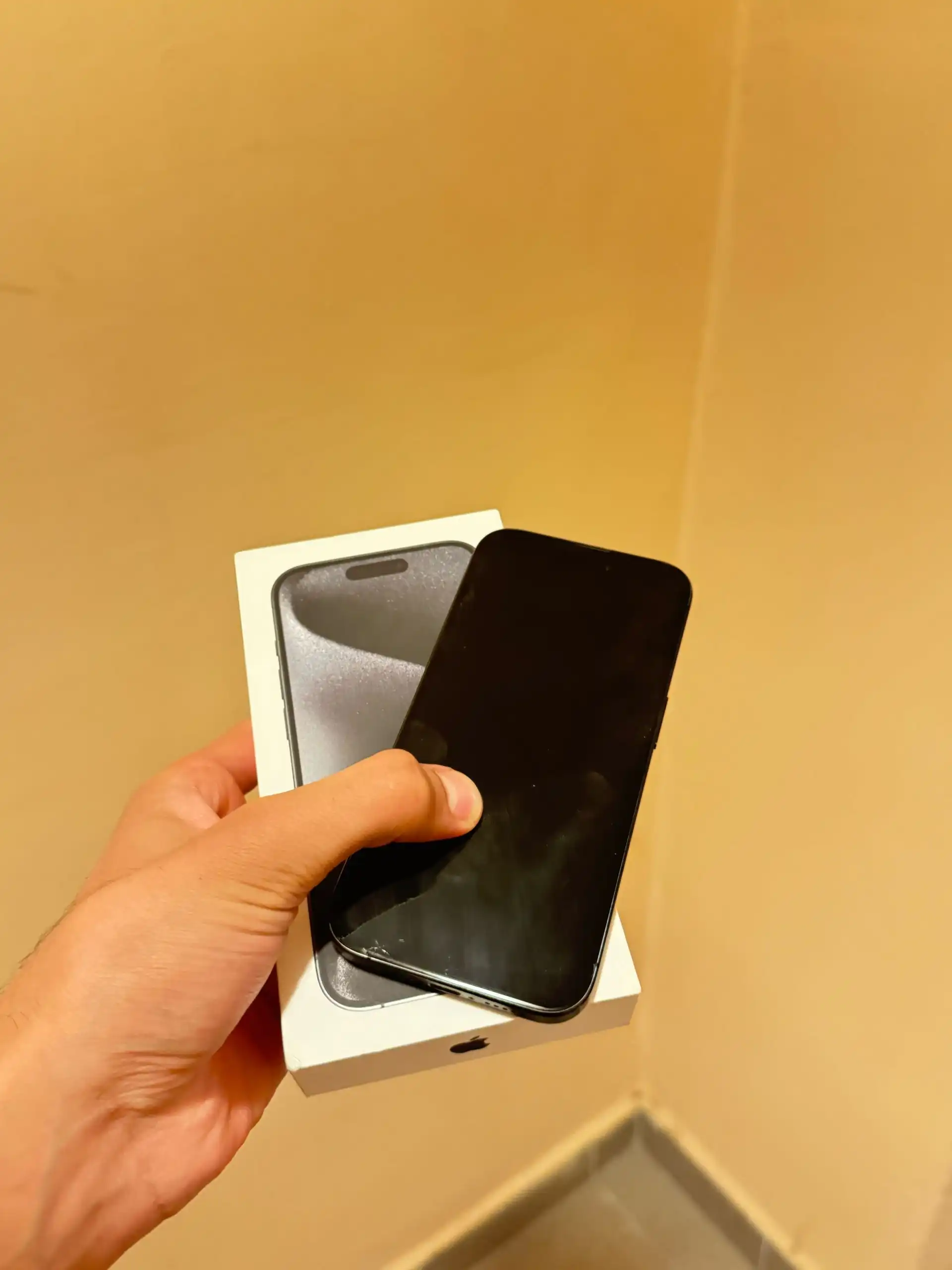 Apple IPhone 15 Pro 128 gb