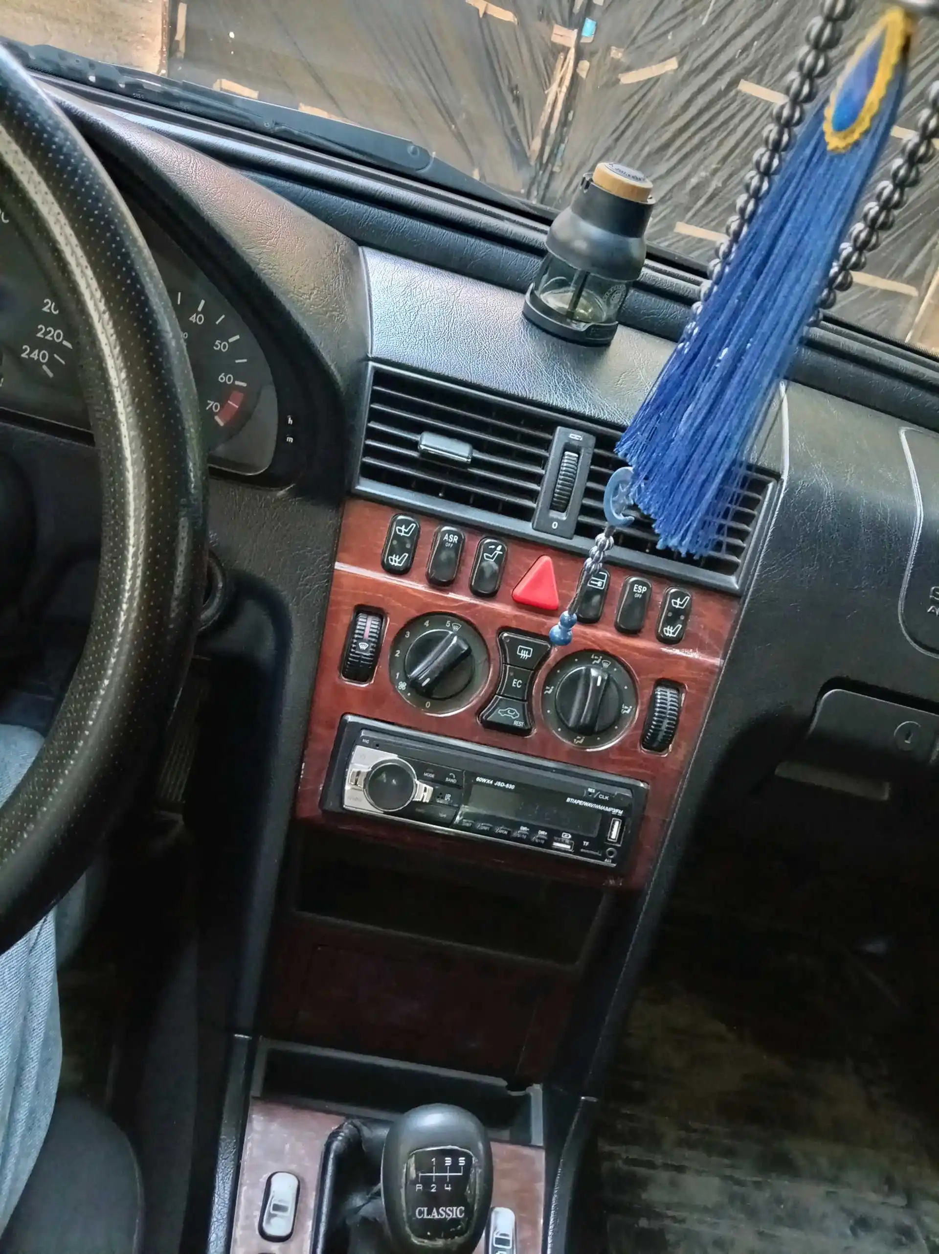 Mercedes-benz C class 1998