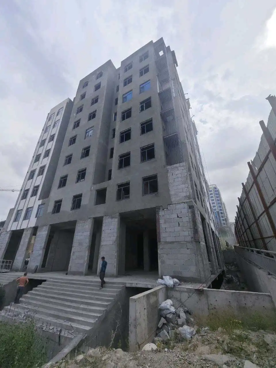 3-к квартира, 4 этаж, 90 м², И Сомони