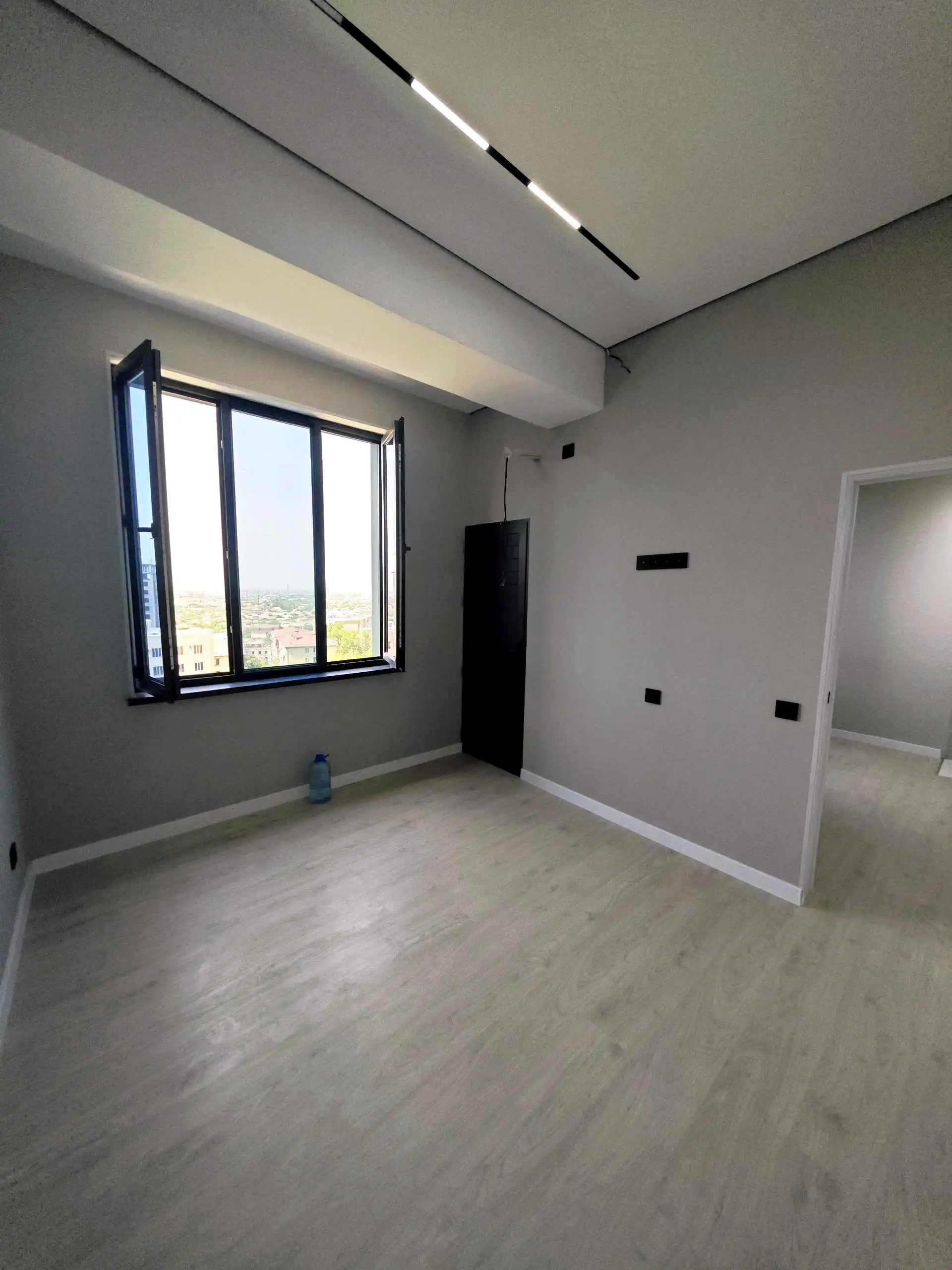3-к квартира, 12 этаж, 75 м², Шабчарог