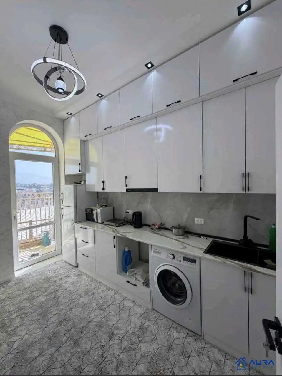 3-к квартира, 4 этаж, 80 м², Сино