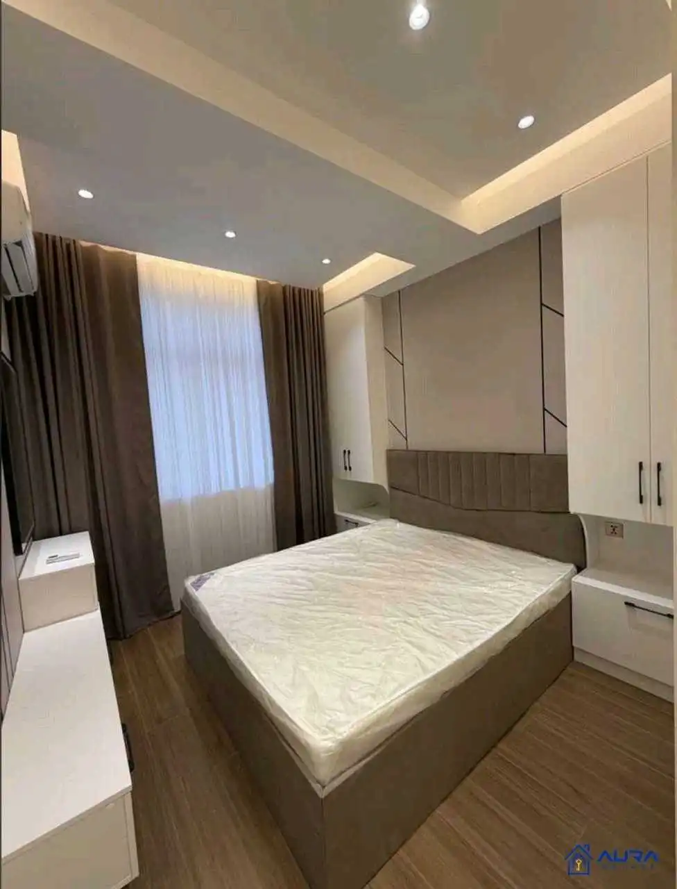 4-к квартира, 16 этаж, 111 м², Шохмансур
