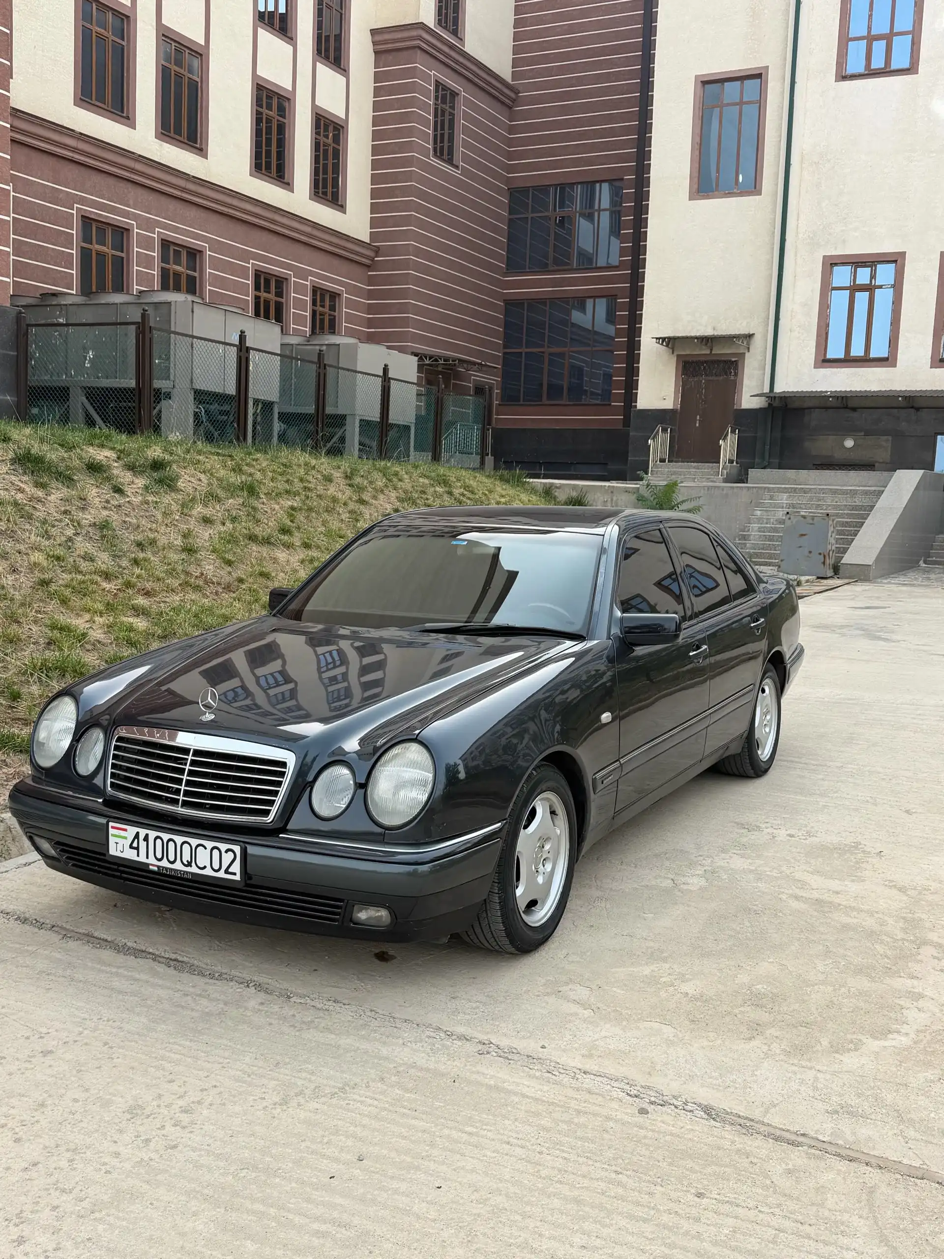 Mercedes-benz E class 1998
