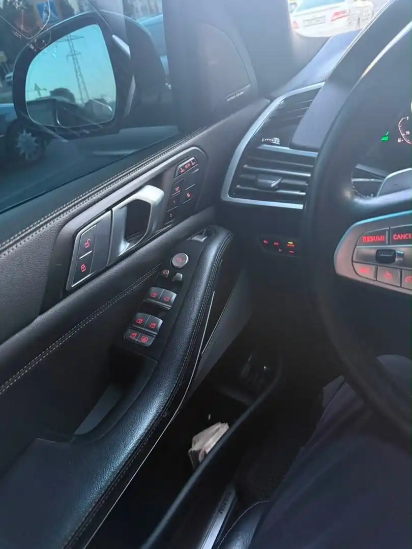 BMW X7 2020