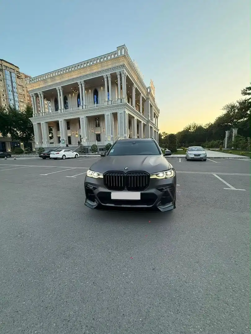 BMW X7 2020