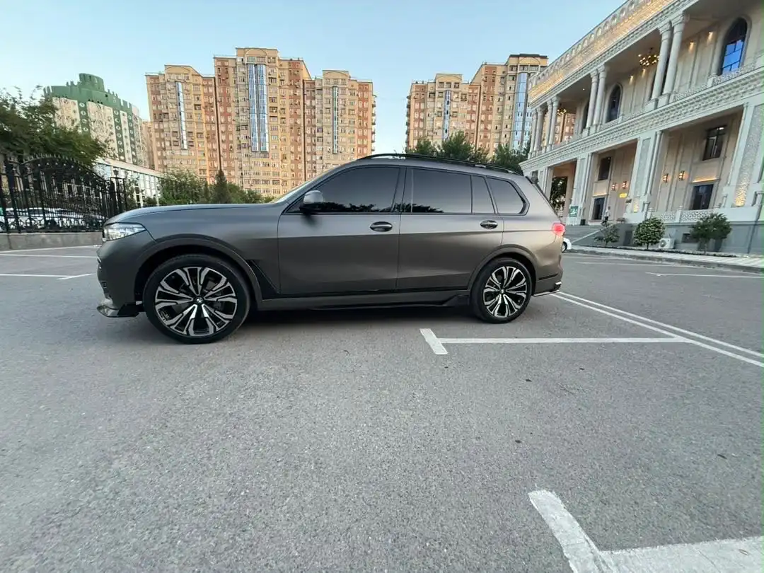 BMW X7 2020
