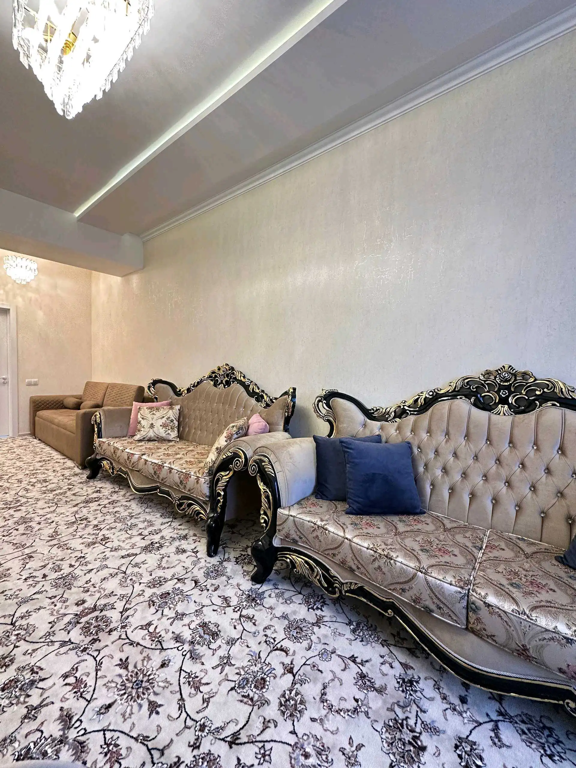 4-к квартира, 19 этаж, 143 м², Сомони