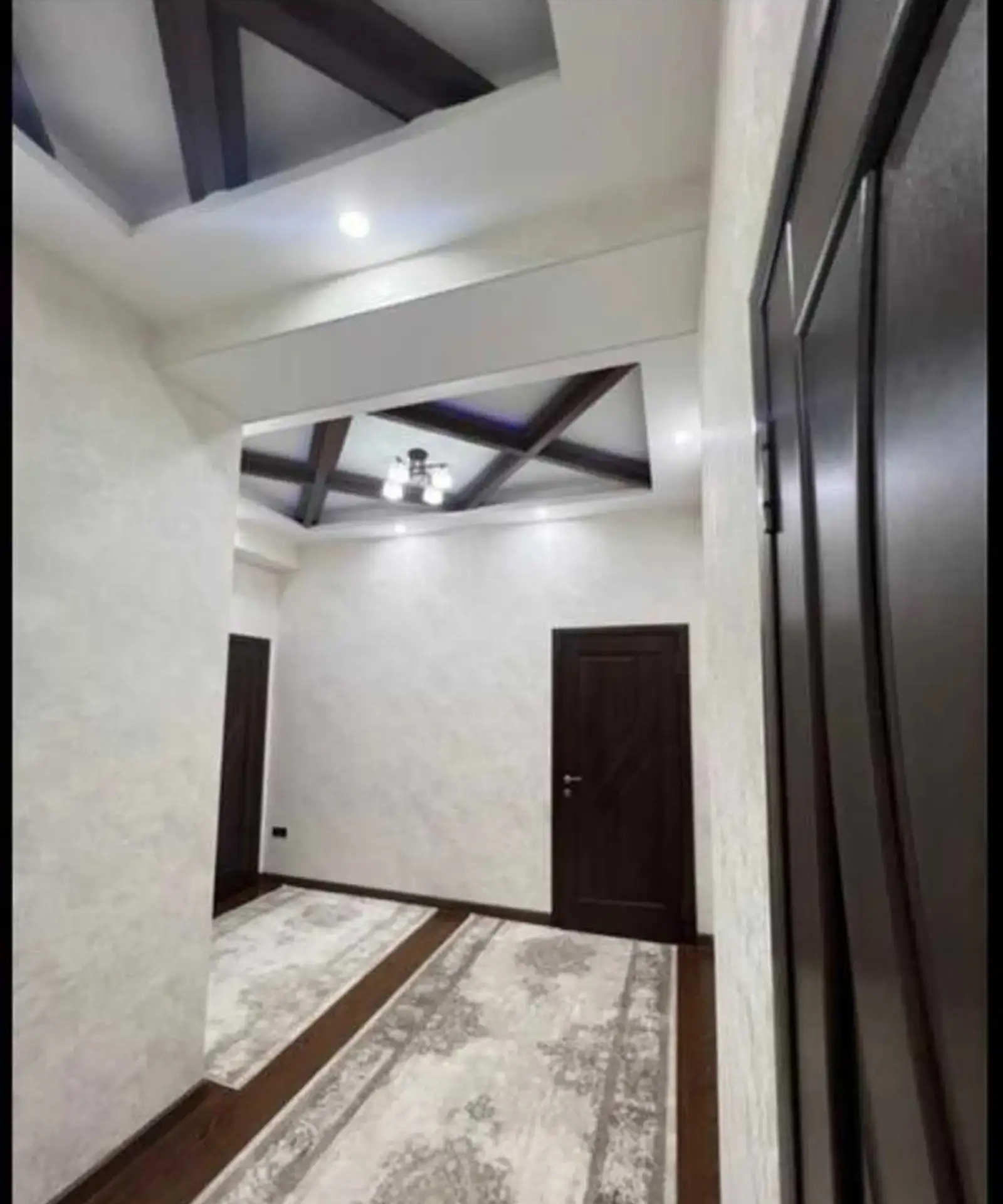 2-комн. квартира, 5 этаж, 70м², Садбарг