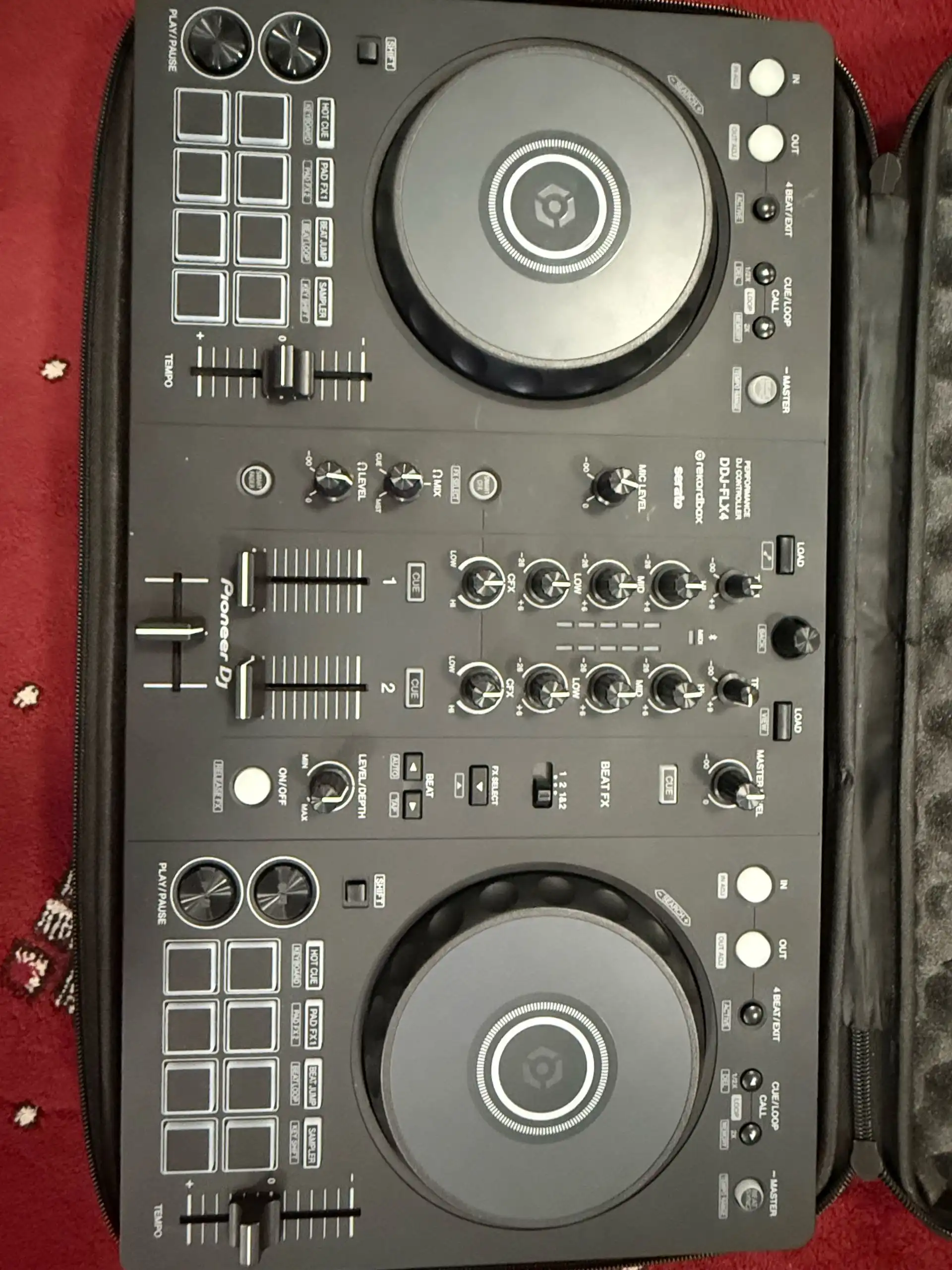 PioneerDDJ-FLX4