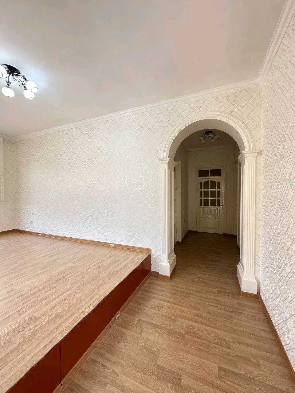 6-к квартира, 1 этаж, 110 м², Сино