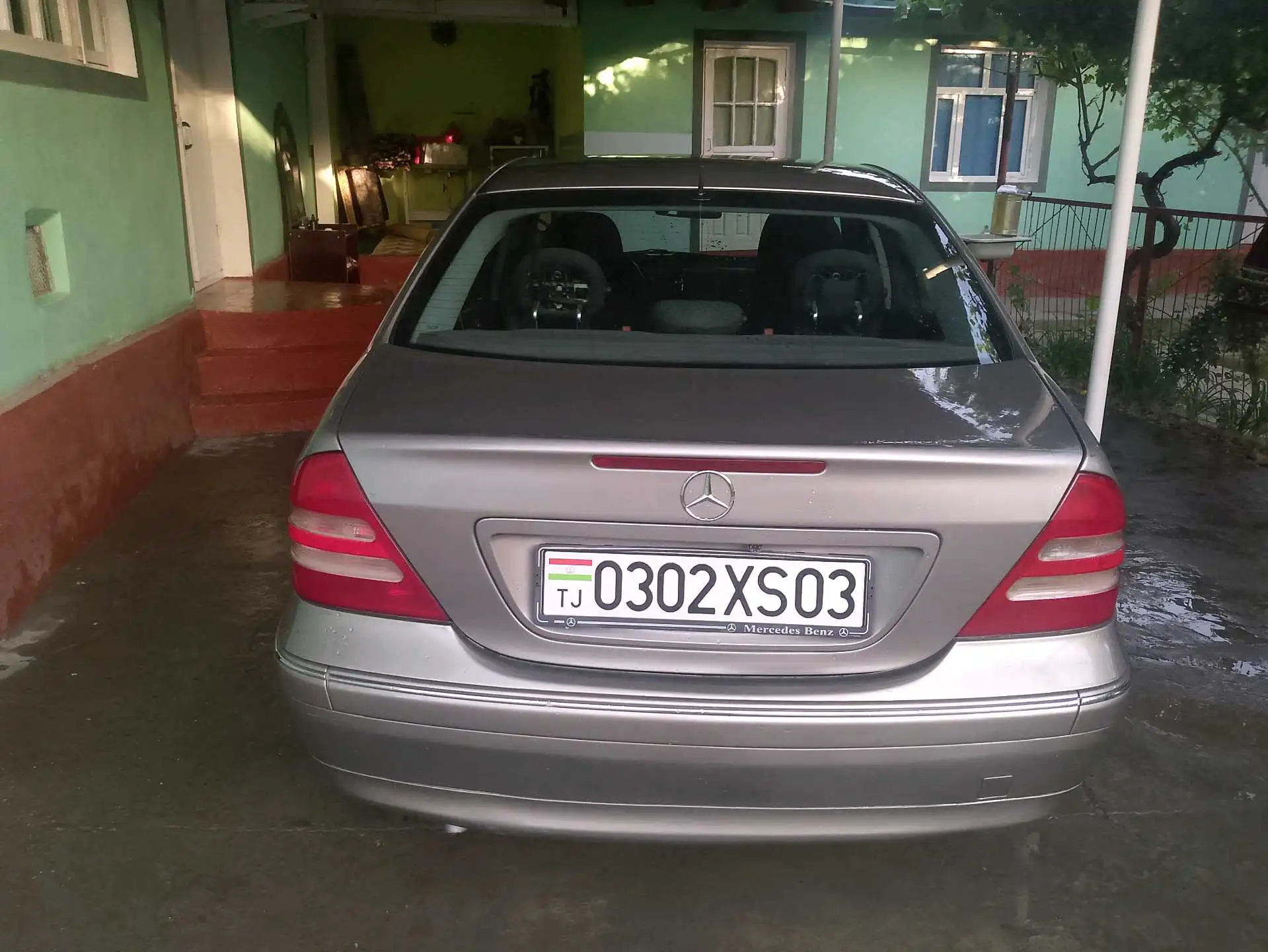 Mercedes-benz W201 2003