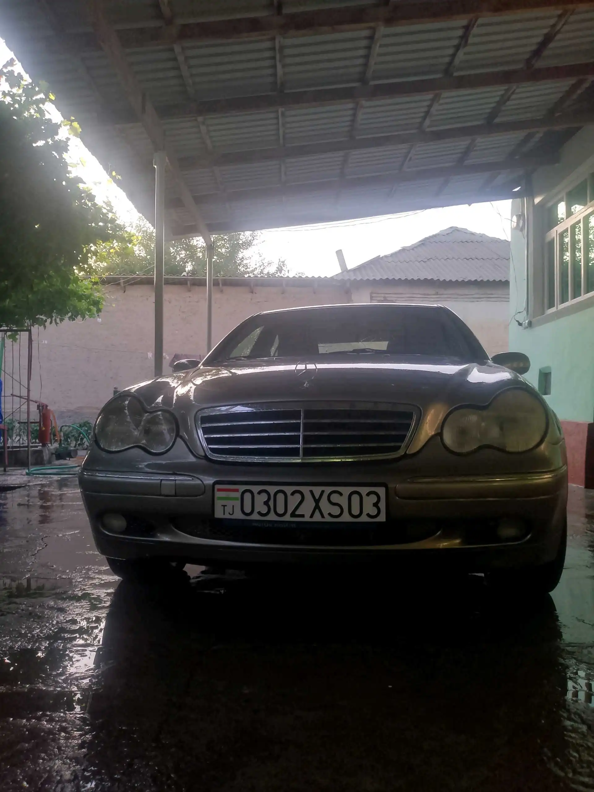 Mercedes-benz W201 2003
