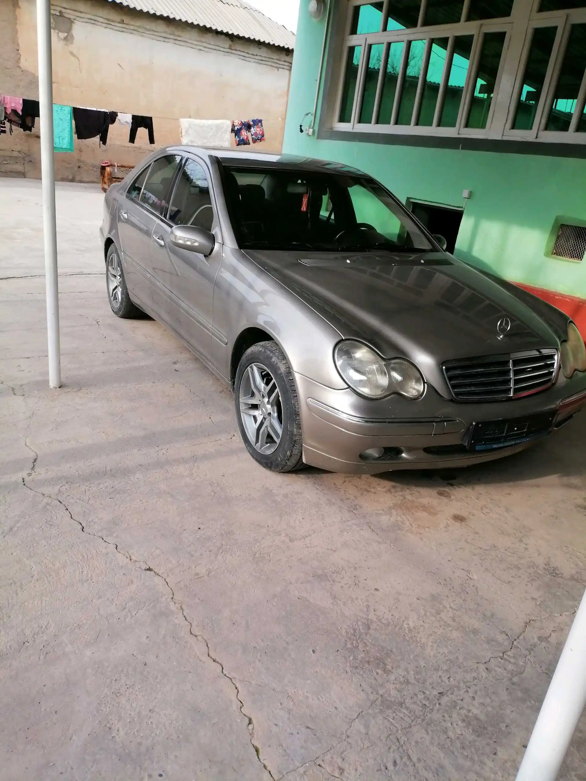 Mercedes-benz W201 2003