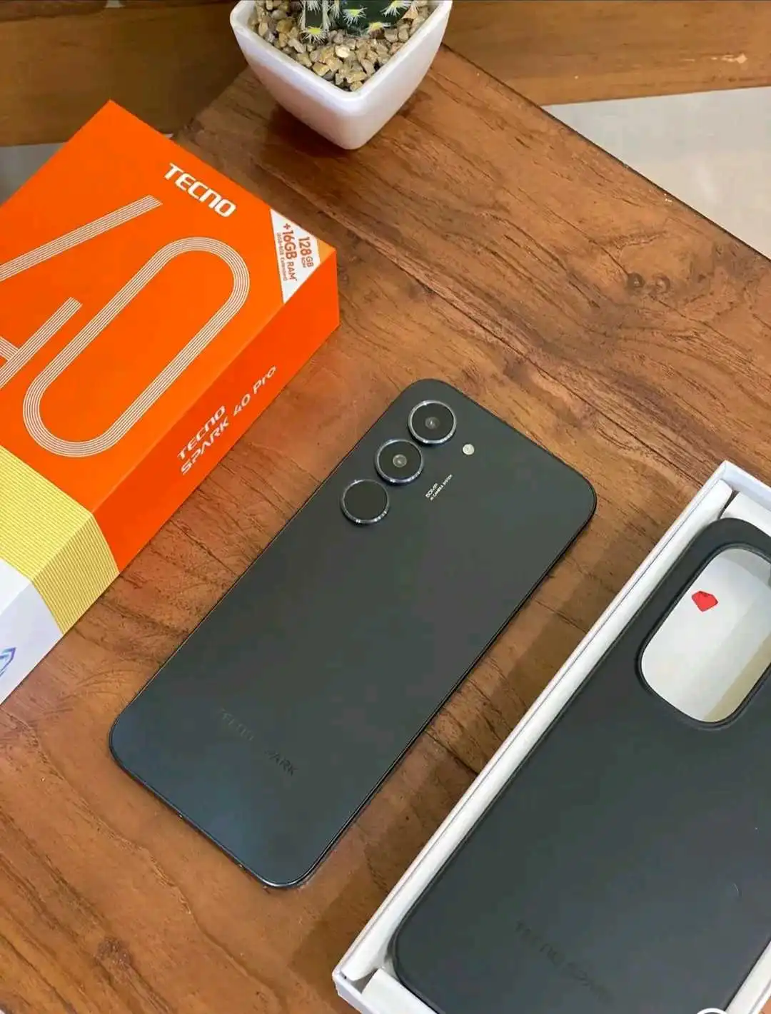 TECNO SPARK 40 PRO 8/256GB