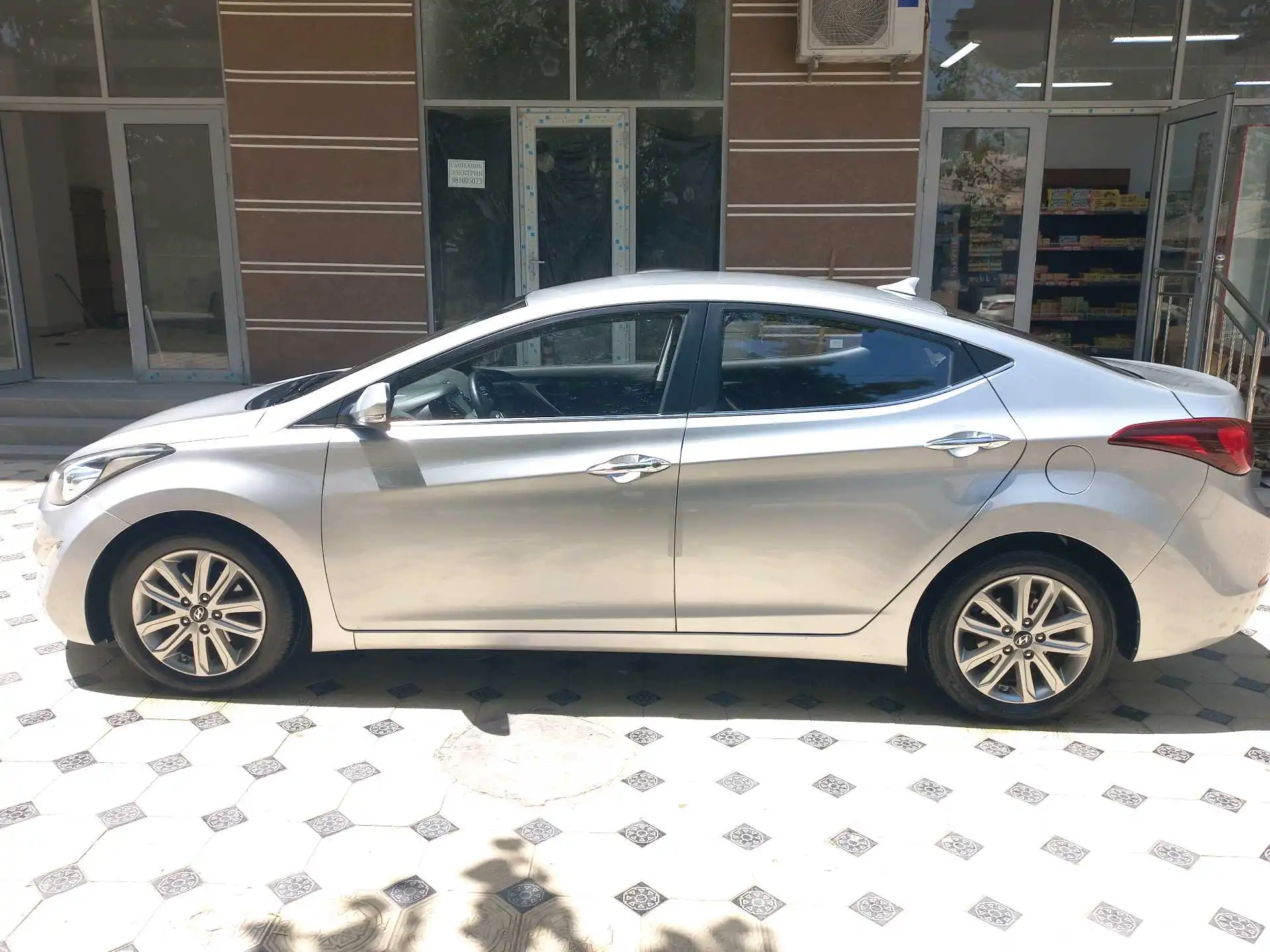 Hyundai Avante 2015