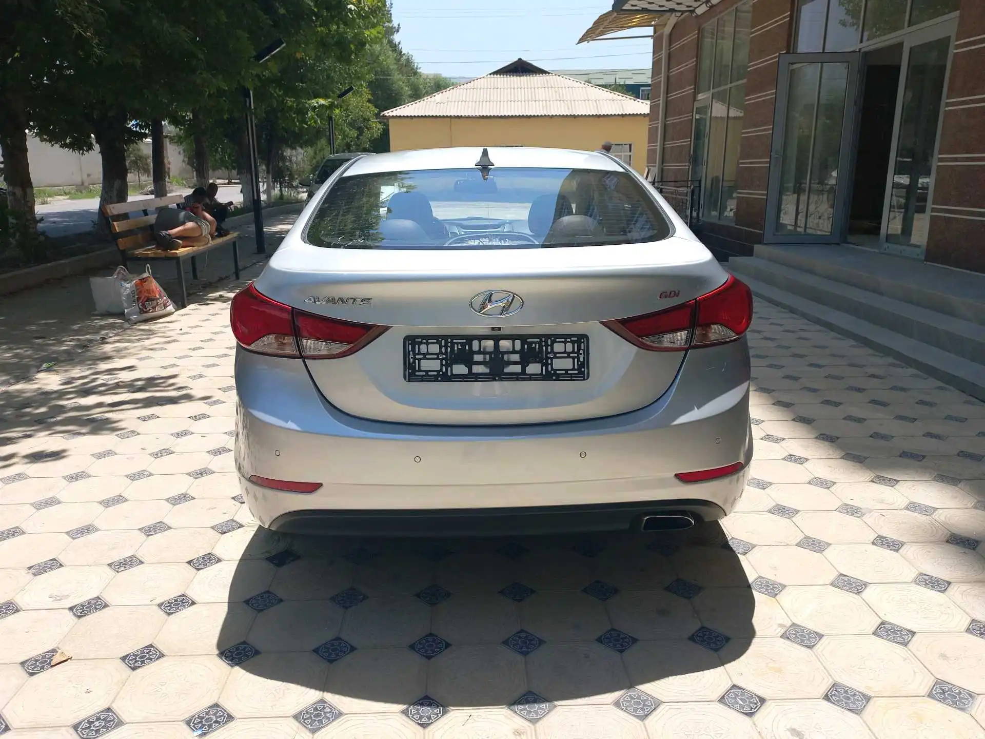 Hyundai Avante 2015