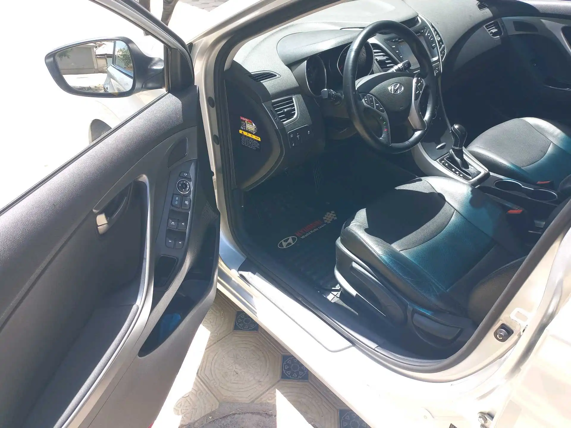 Hyundai Avante 2015