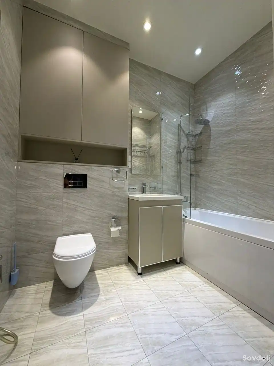 3-к квартира, 8 этаж, 134 м², родоми 1
