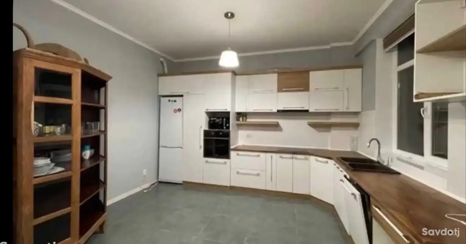 4-комн. квартира, 9 этаж, 130м², Сомони