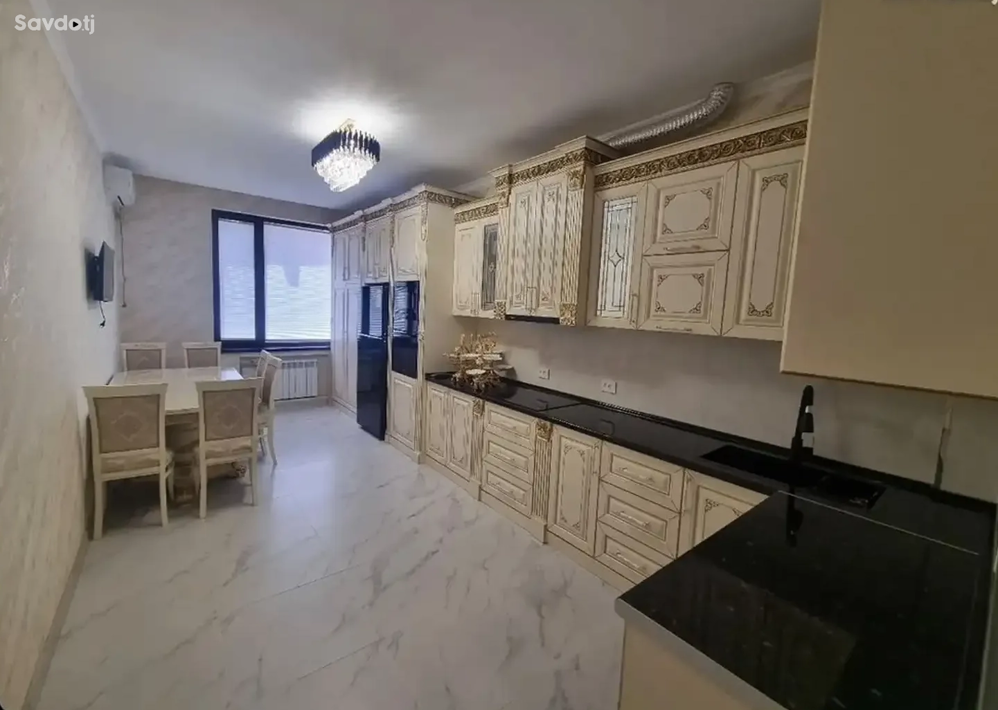 3-комн. квартира, 5 этаж, 120м², Сино