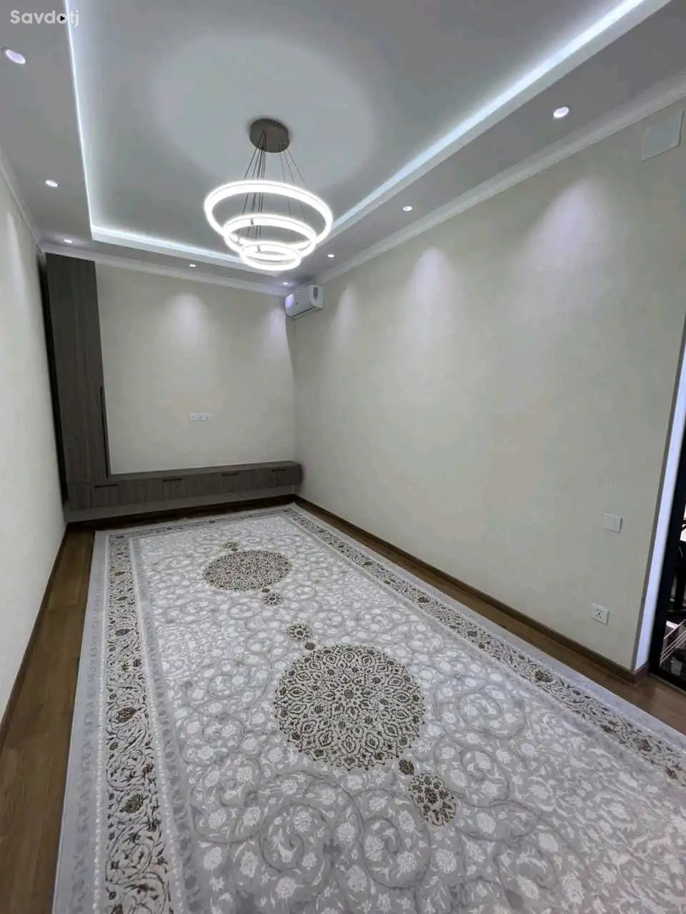 2 этажный, 6-комн. дом, 200 м², 4 соток, Сино