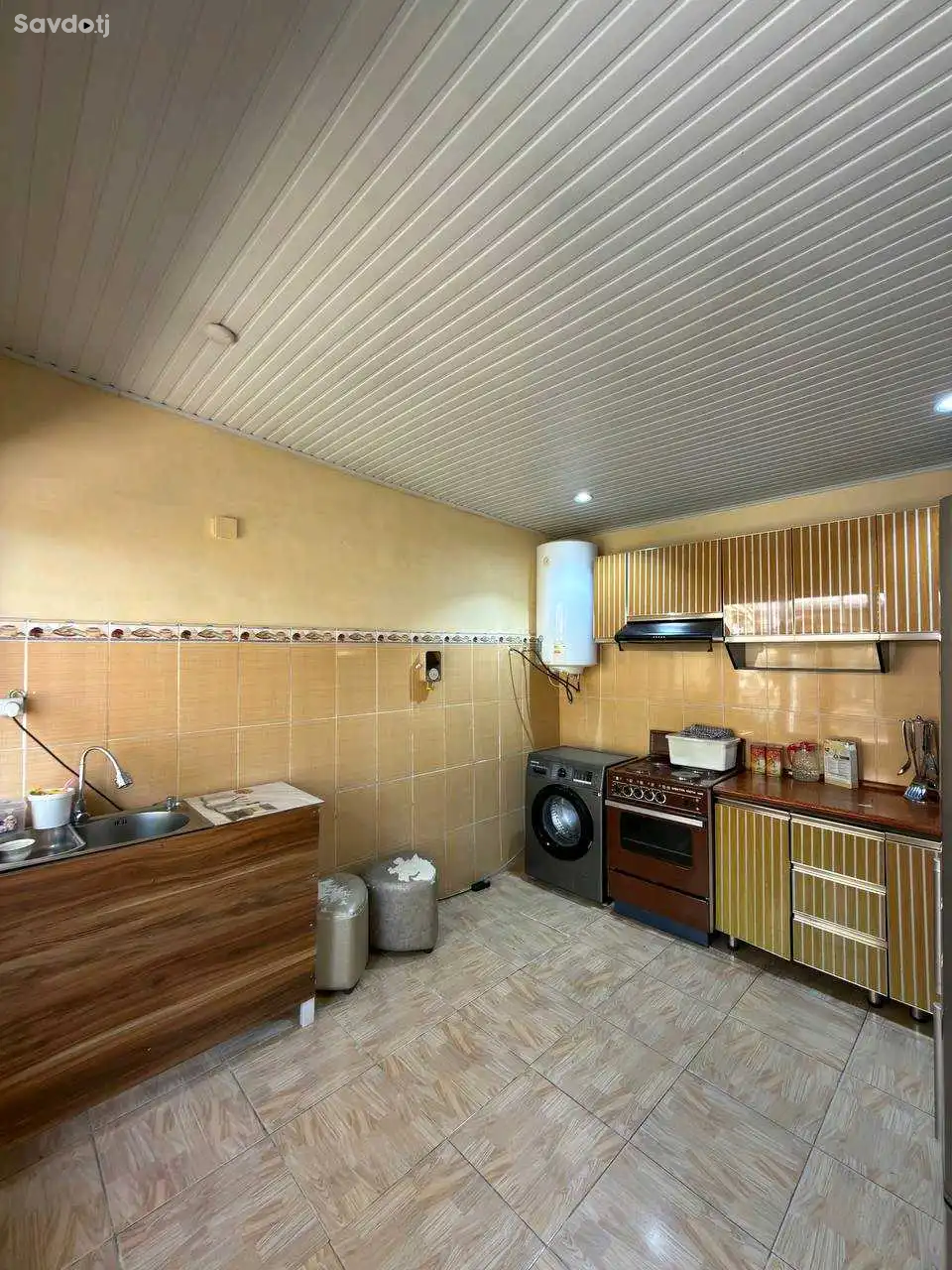 2 этажный, 6-комн. дом, 200 м², Сино