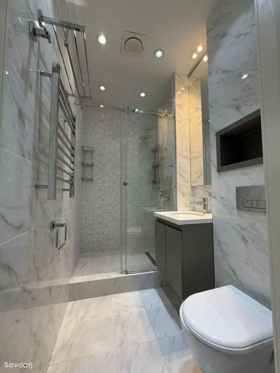 3-к квартира, 8 этаж, 134 м², родоми 1