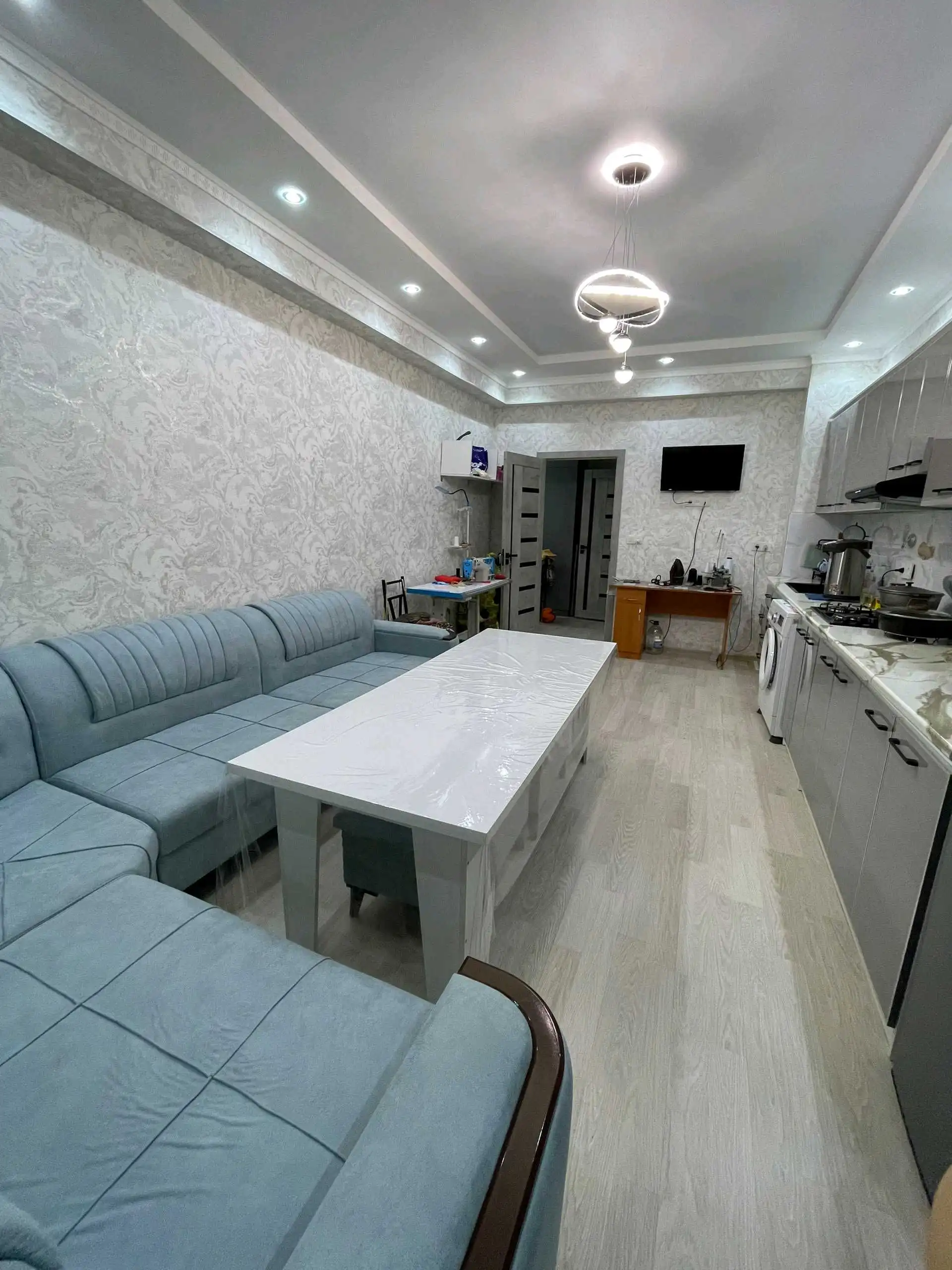 2-к квартира, Цокольный этаж, 60 м², Шелкомбинат