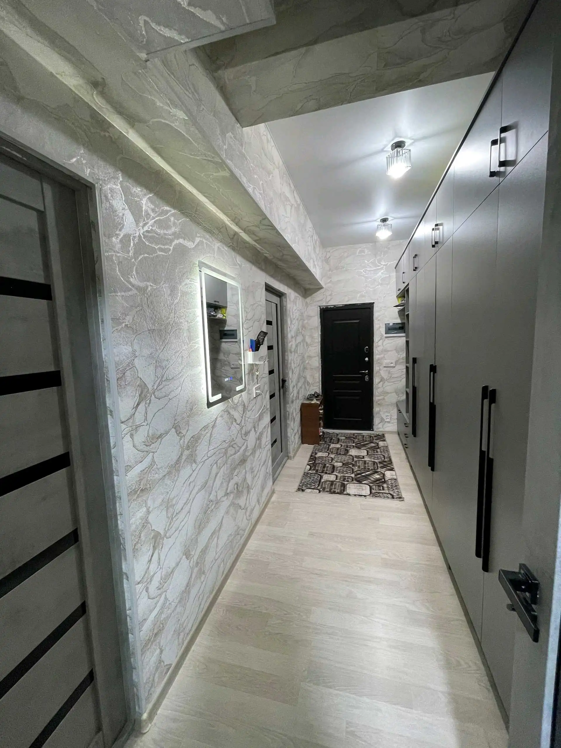 2-к квартира, Цокольный этаж, 60 м², Шелкомбинат