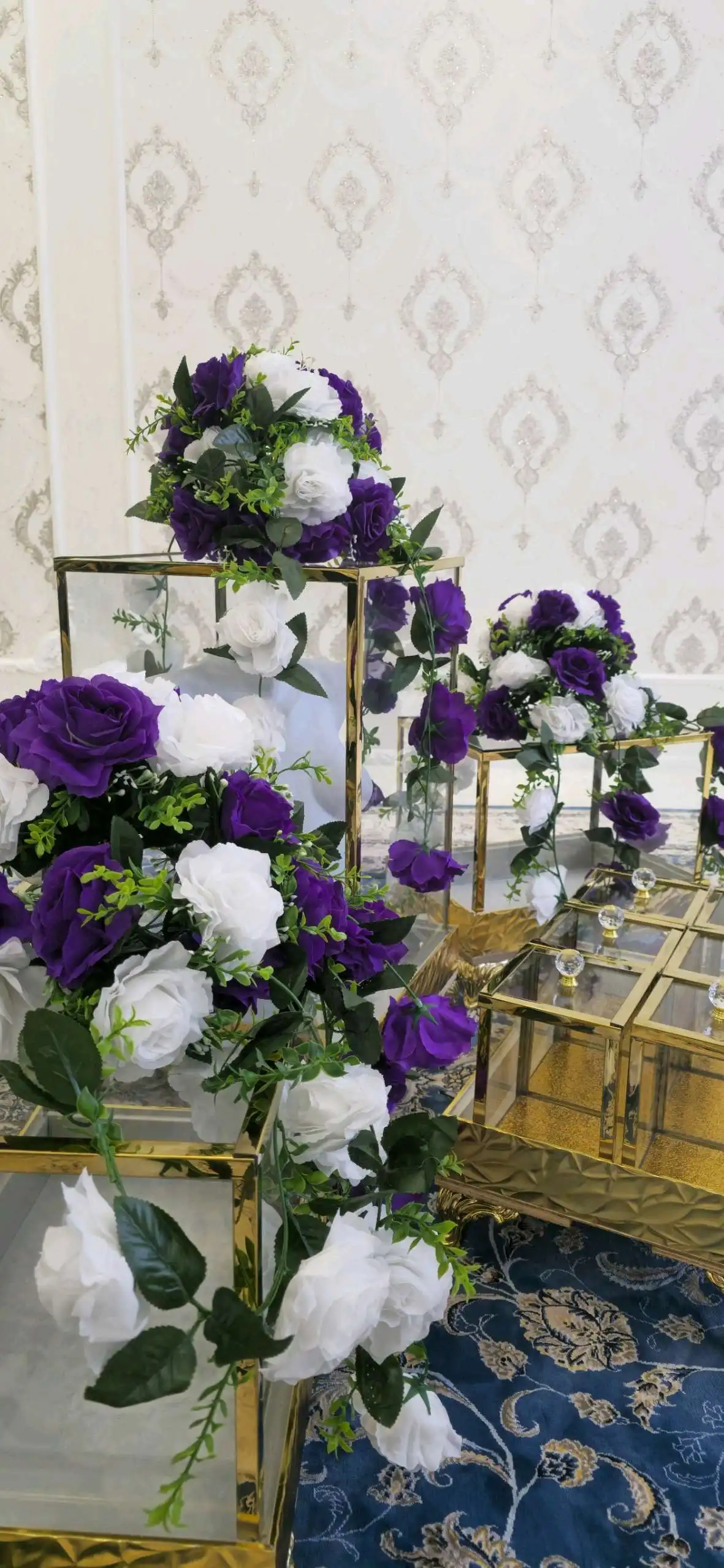 сабадхои шишаги ва чодархои Аруси аренда