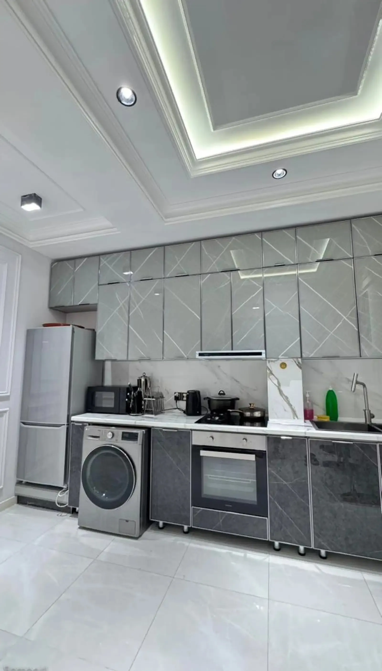 1-комн. квартира, 8 этаж, 78 м², сомони