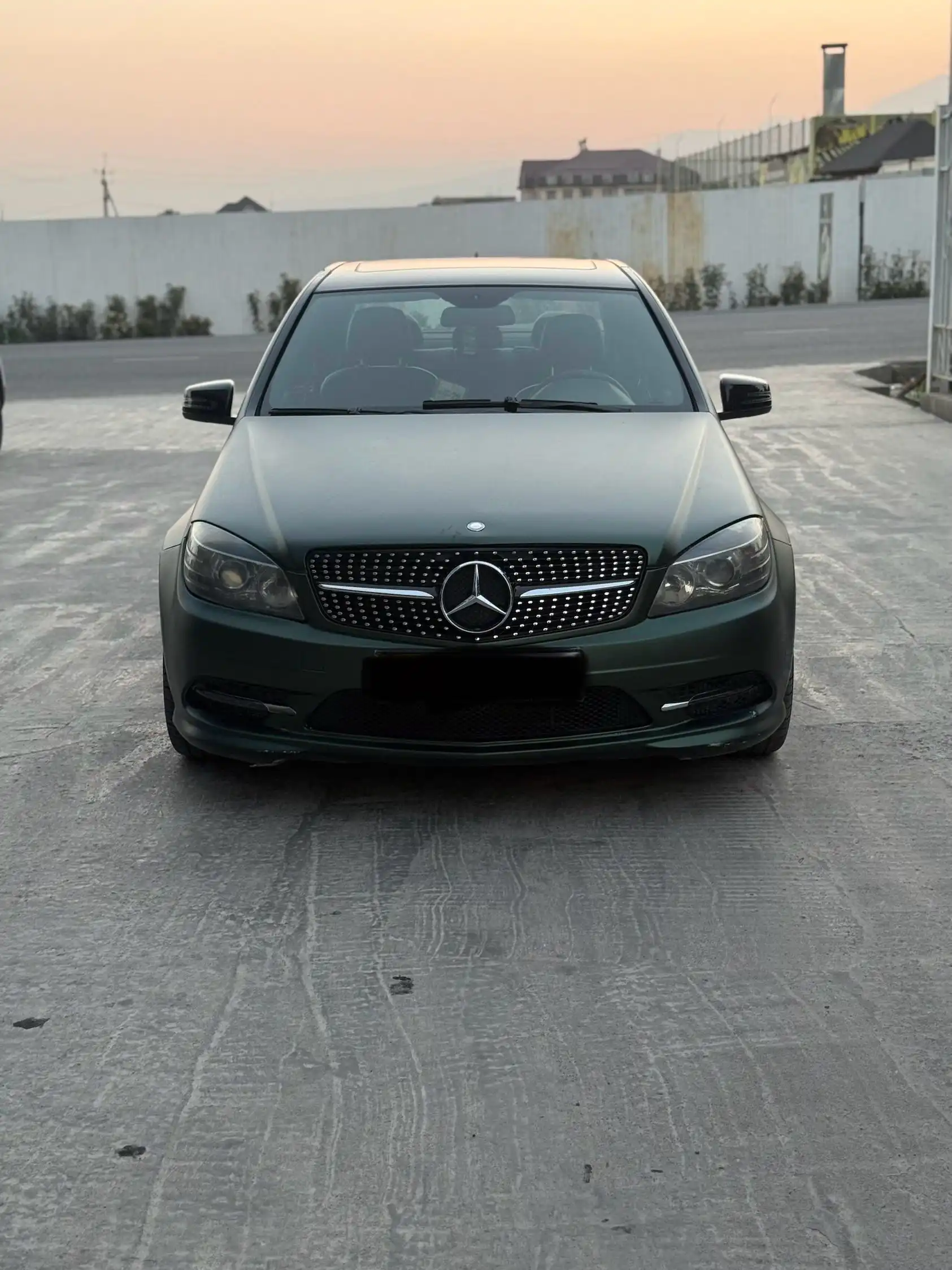 Mercedes-benz C class 2011