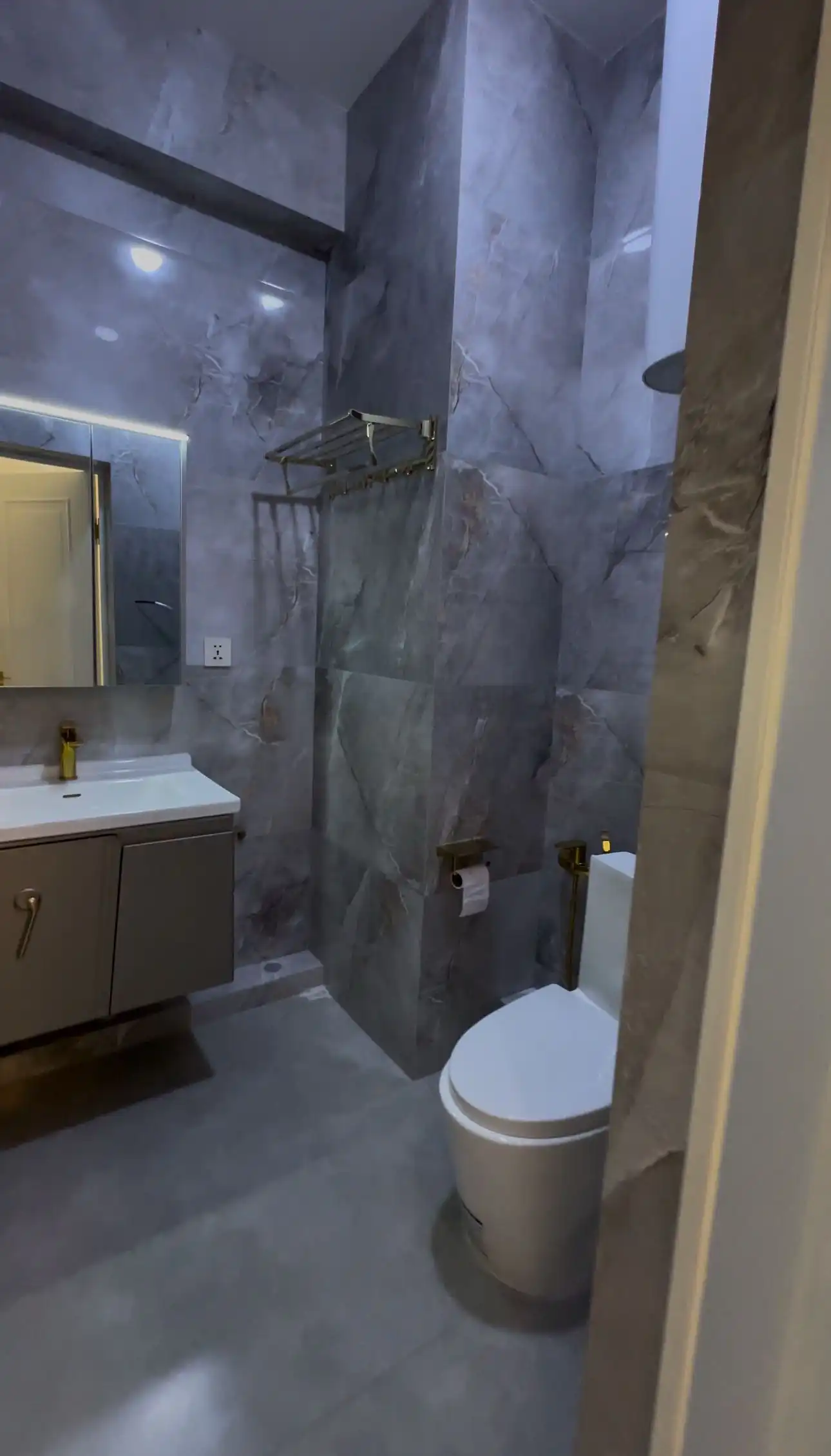 3-к квартира, 15 этаж, 90 м², скори