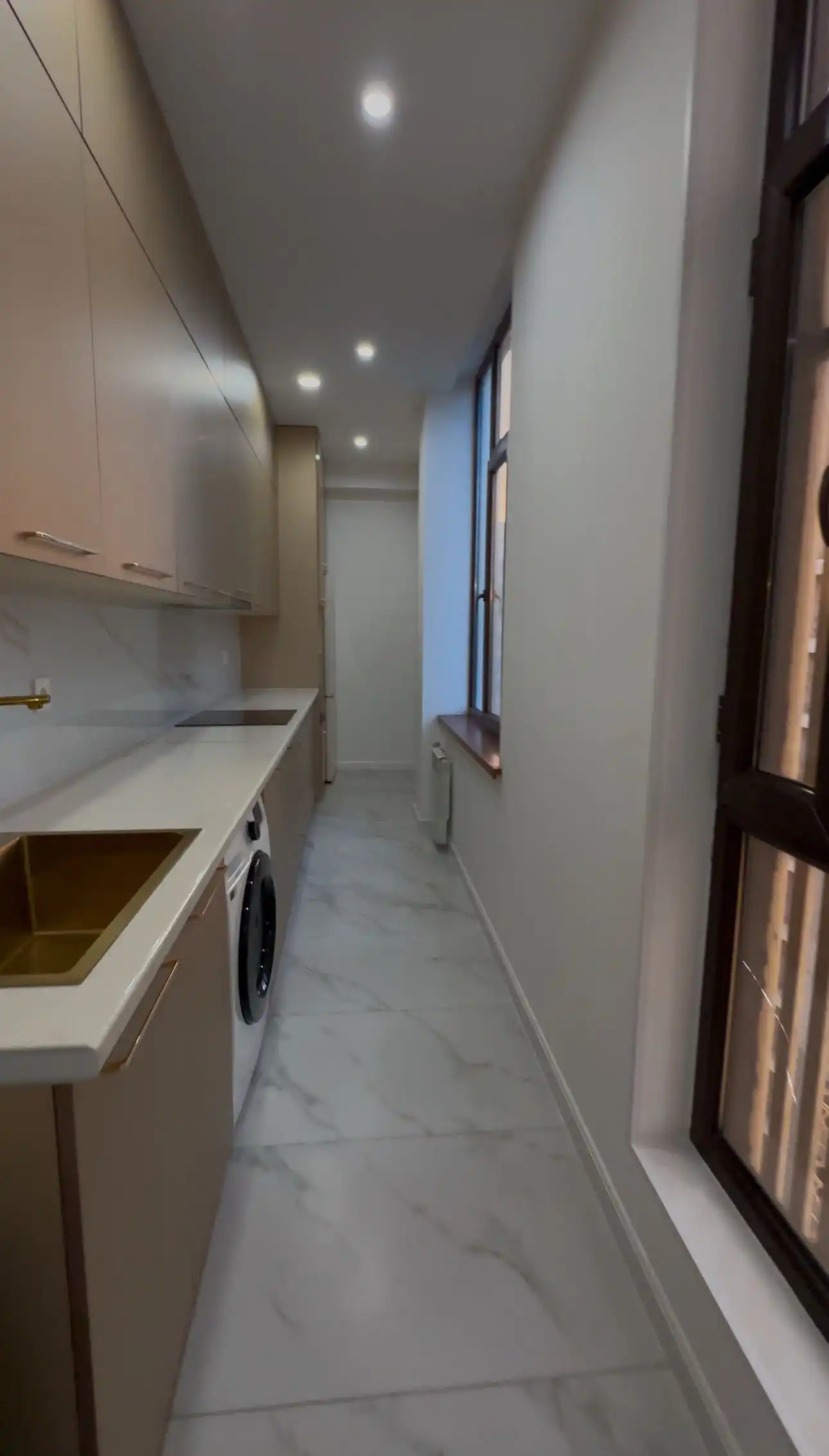 3-к квартира, 15 этаж, 90 м², скори