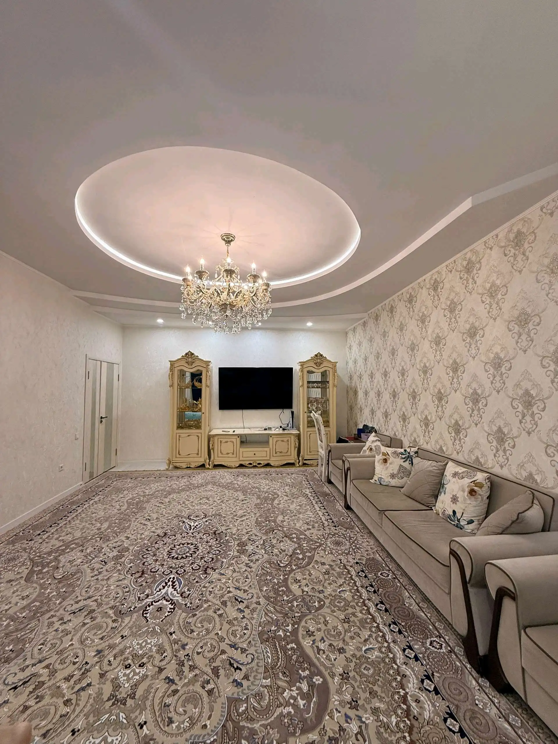 2-к квартира, 3 этаж, 92 м², Опера Балет