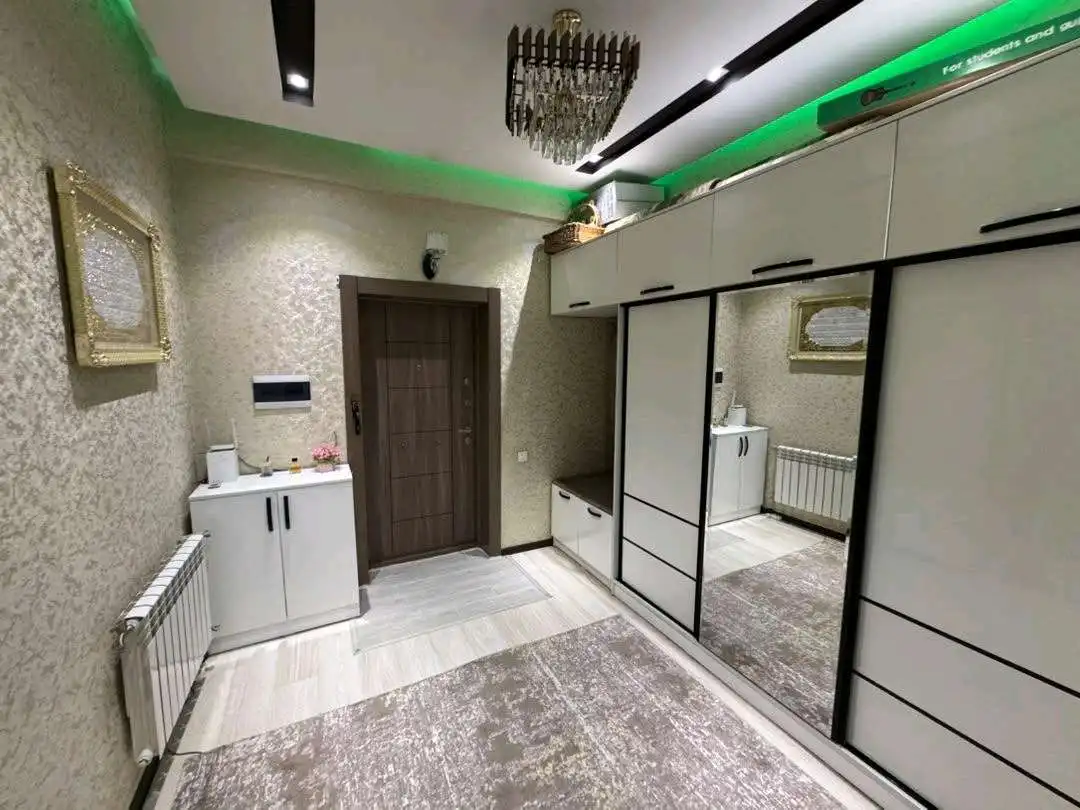 3-к квартира, 9 этаж, 84 м², Фирдавси гардиши Каператор доми Ролер