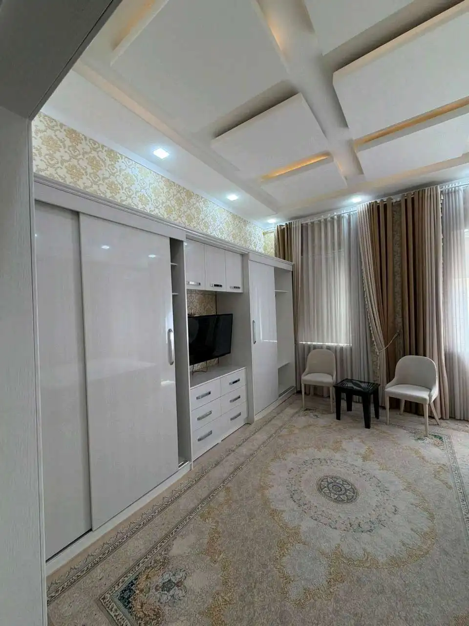 3-к квартира, 4 этаж, 145 м², Сино