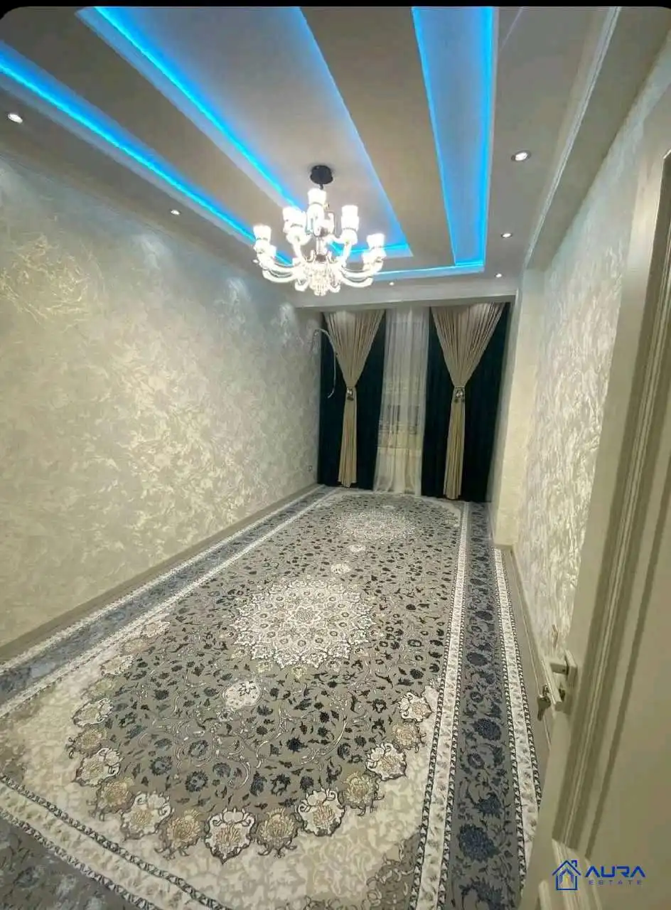 3-к квартира, 1 этаж, 1 м², Фирдавси
