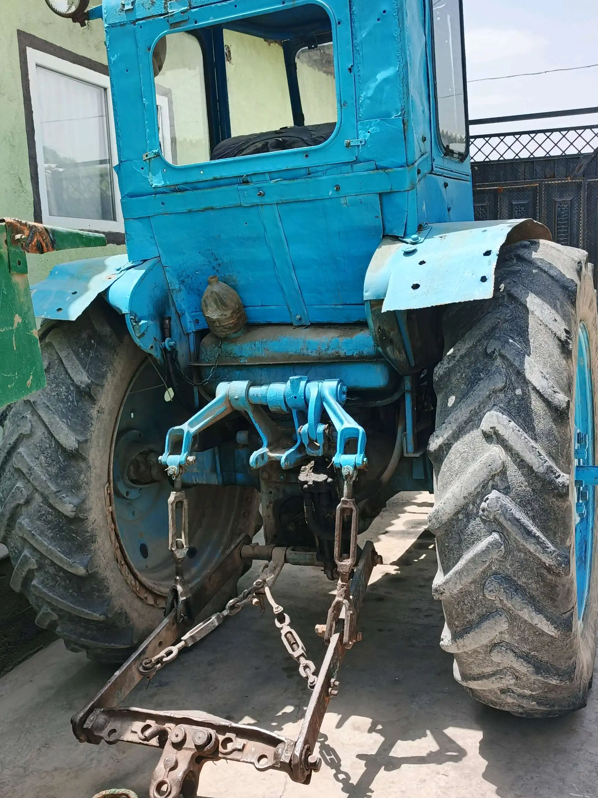 Трактор комбайн прицеп