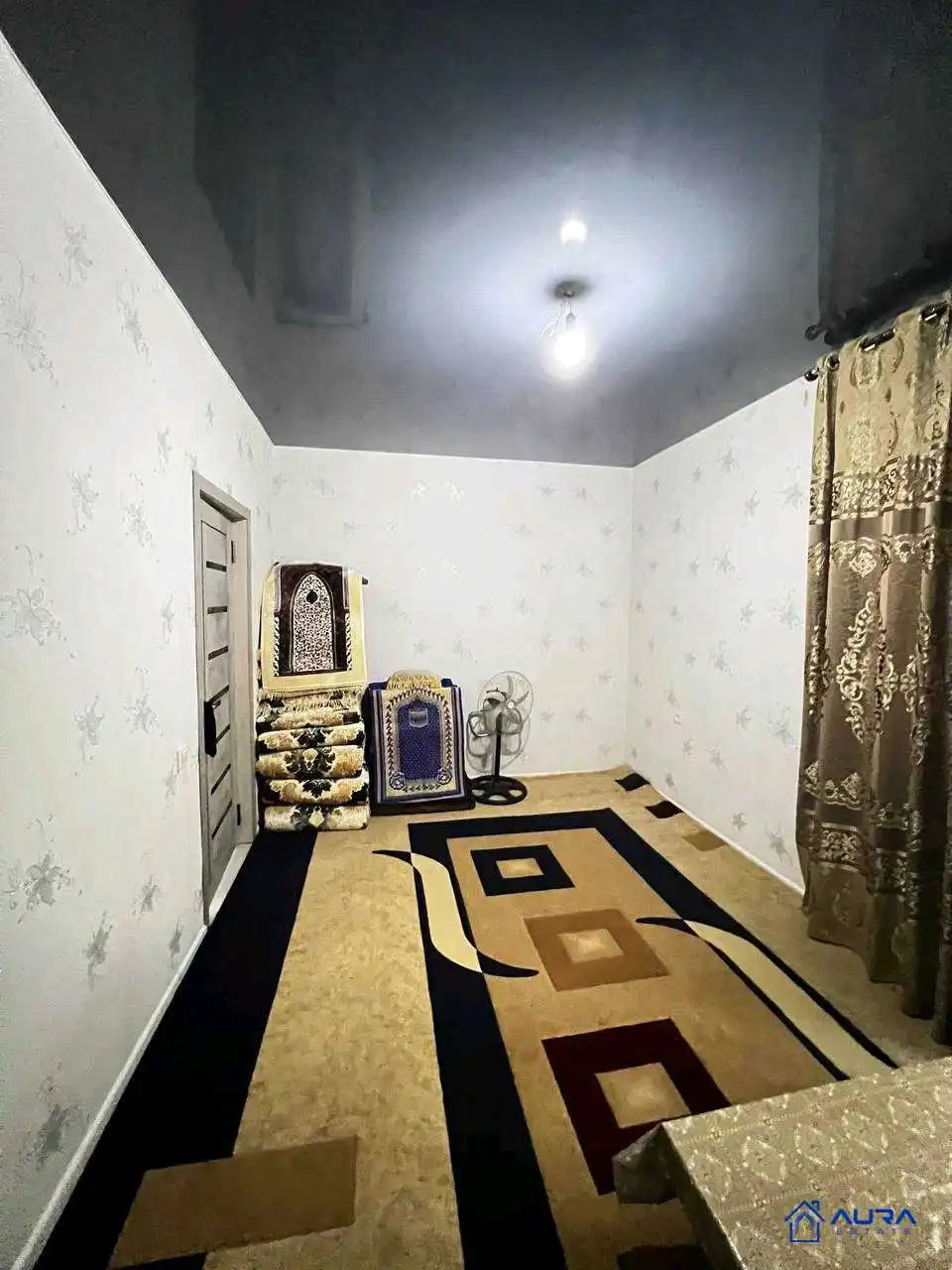 3-к квартира, 3 этаж, 100 м², Фирдавси