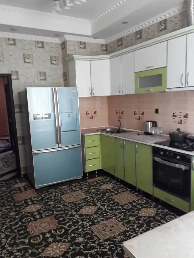 2-к квартира, 3 этаж, 84 м², кучай ғаффор Валоматзода