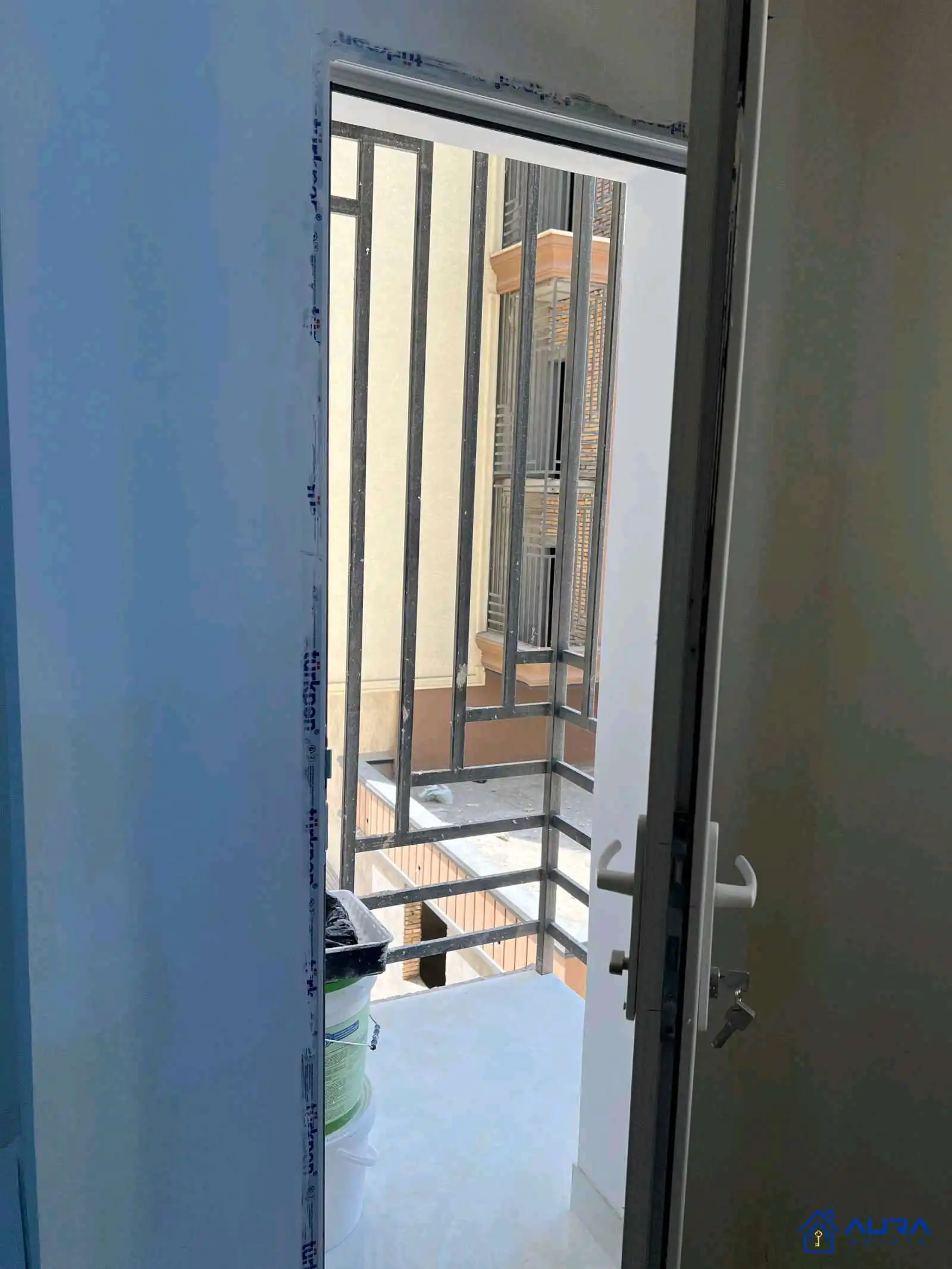 3-к квартира, 3 этаж, 100 м², Фирдавси