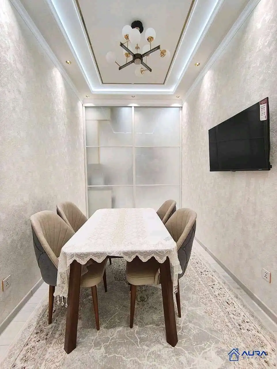 3-к квартира, 2 этаж, 117 м², Сино