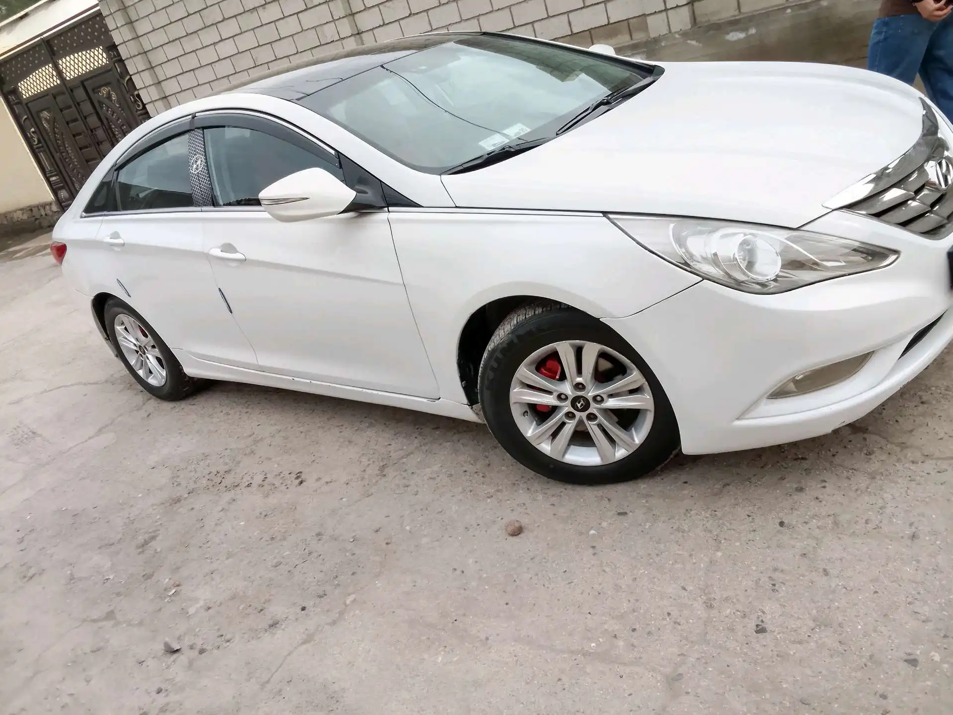 Hyundai Sonata 2011