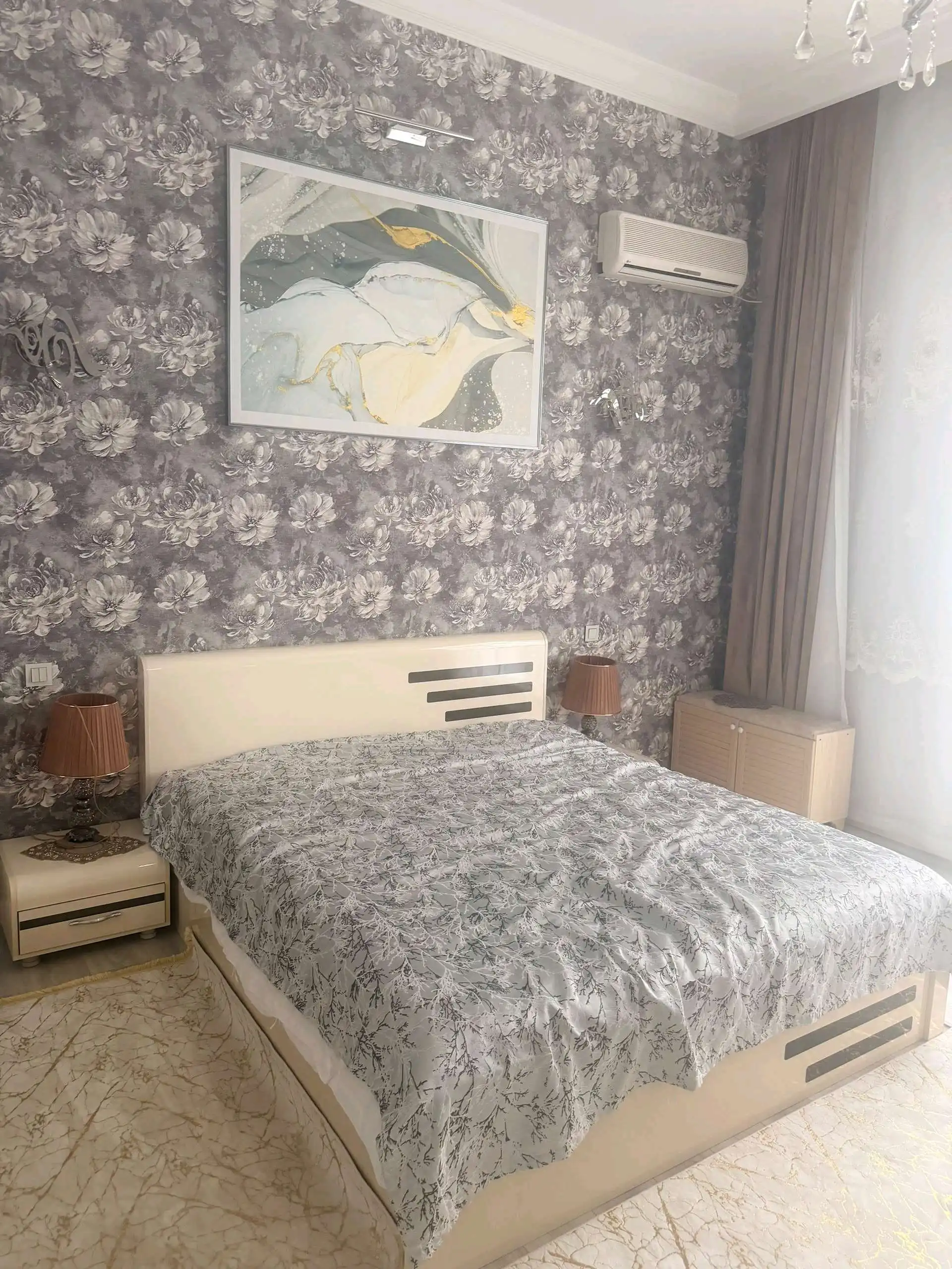 3 этажный, 10-комн. дом, 440 м², 6 соток, фирдавси