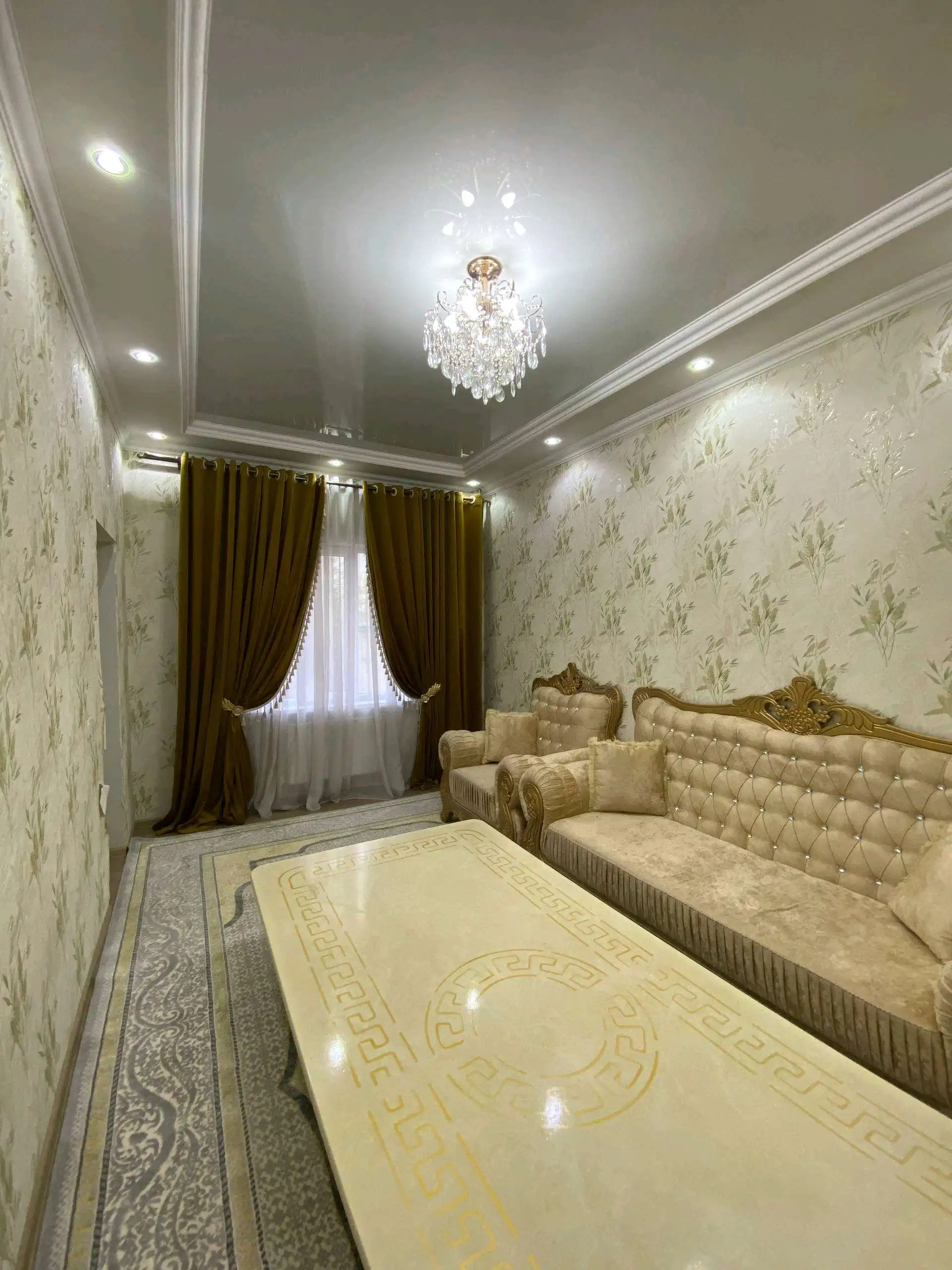 2 этажный, 4-комн. дом, 220 м², 2 соток, Фирдавси