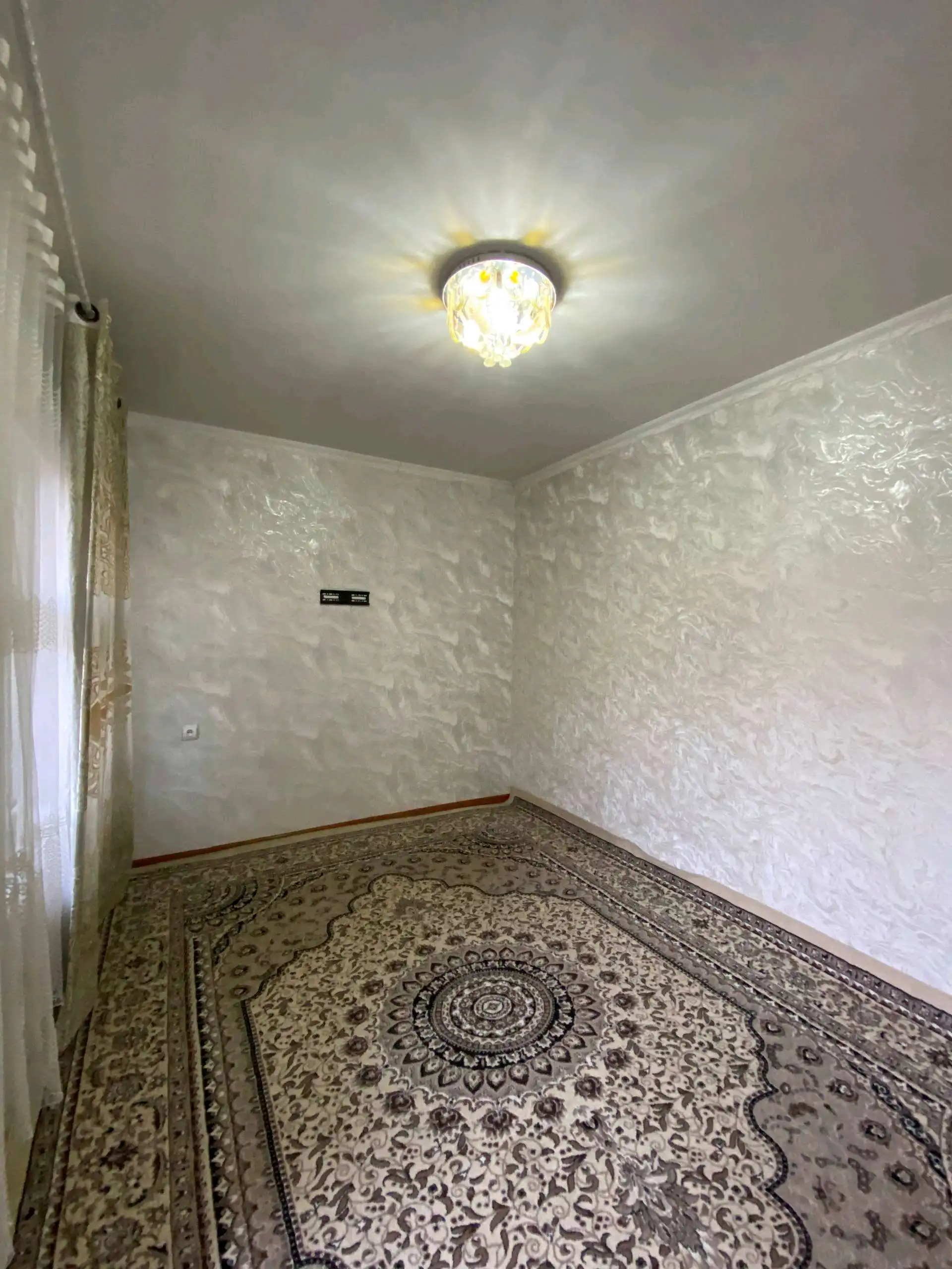 1 этажный, 4-комн. дом, 120 м², 2 соток, Фирдавси