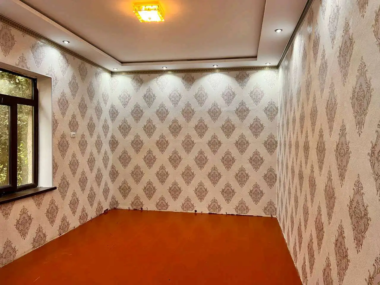 1 этажный, 9-комн. дом, 11 м², 1070 соток, Жамоати Куруш Дехаи Хаштияк жойгир аст срочно фурухта мешавад